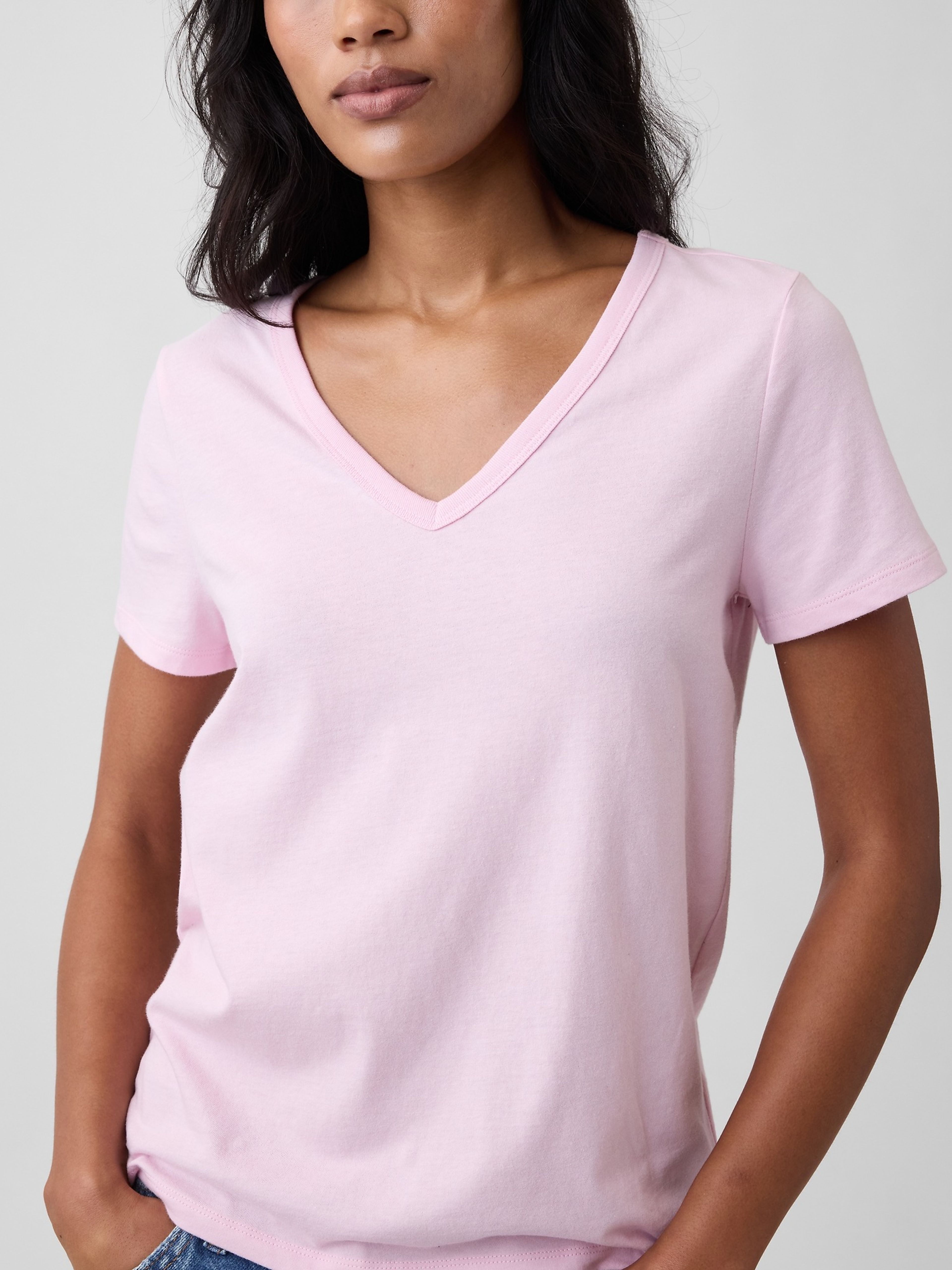 T-shirt à col V - 004
