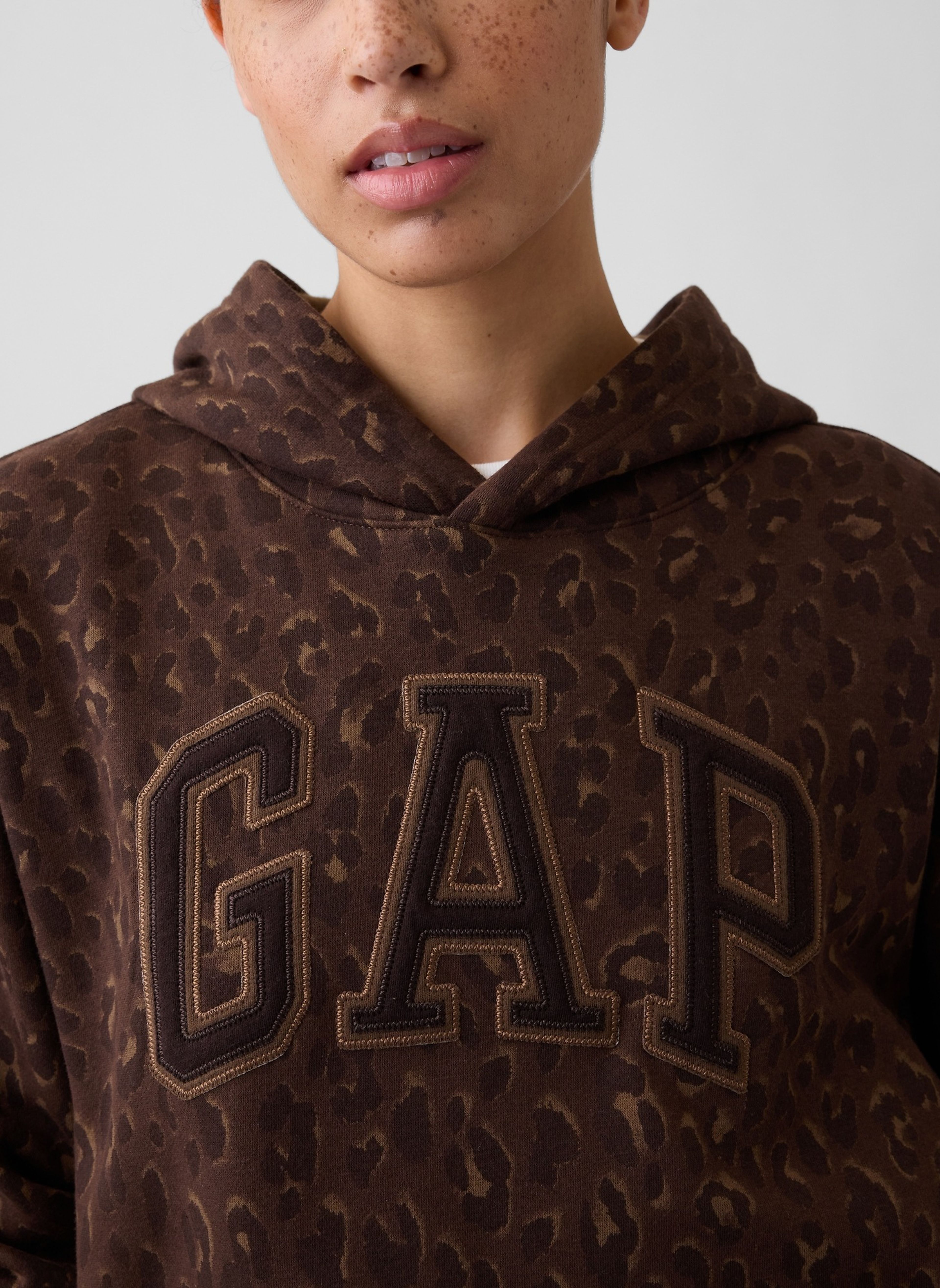 Sudadera con logo - 004
