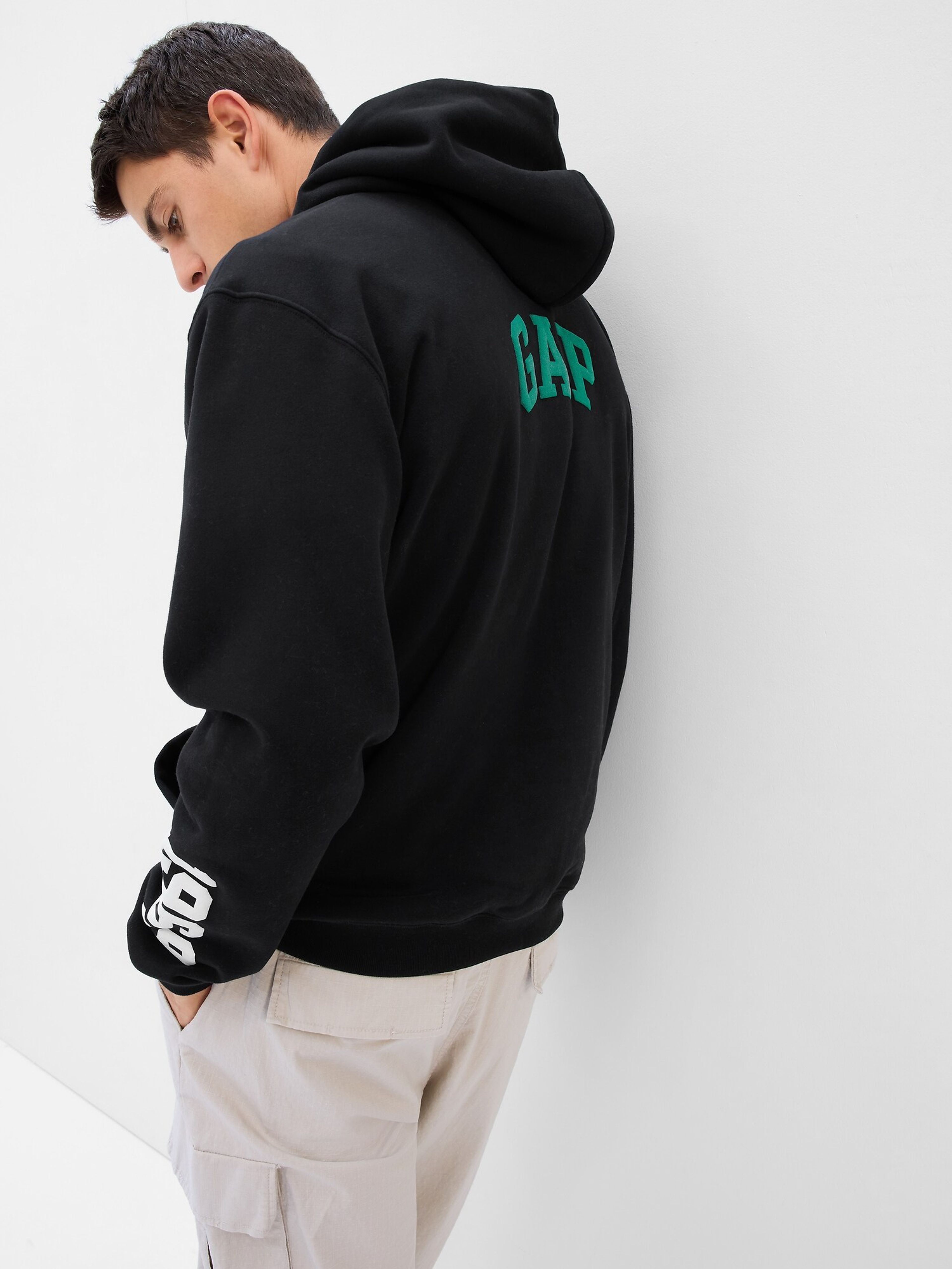 Sweatshirt mit Logo und Kapuze