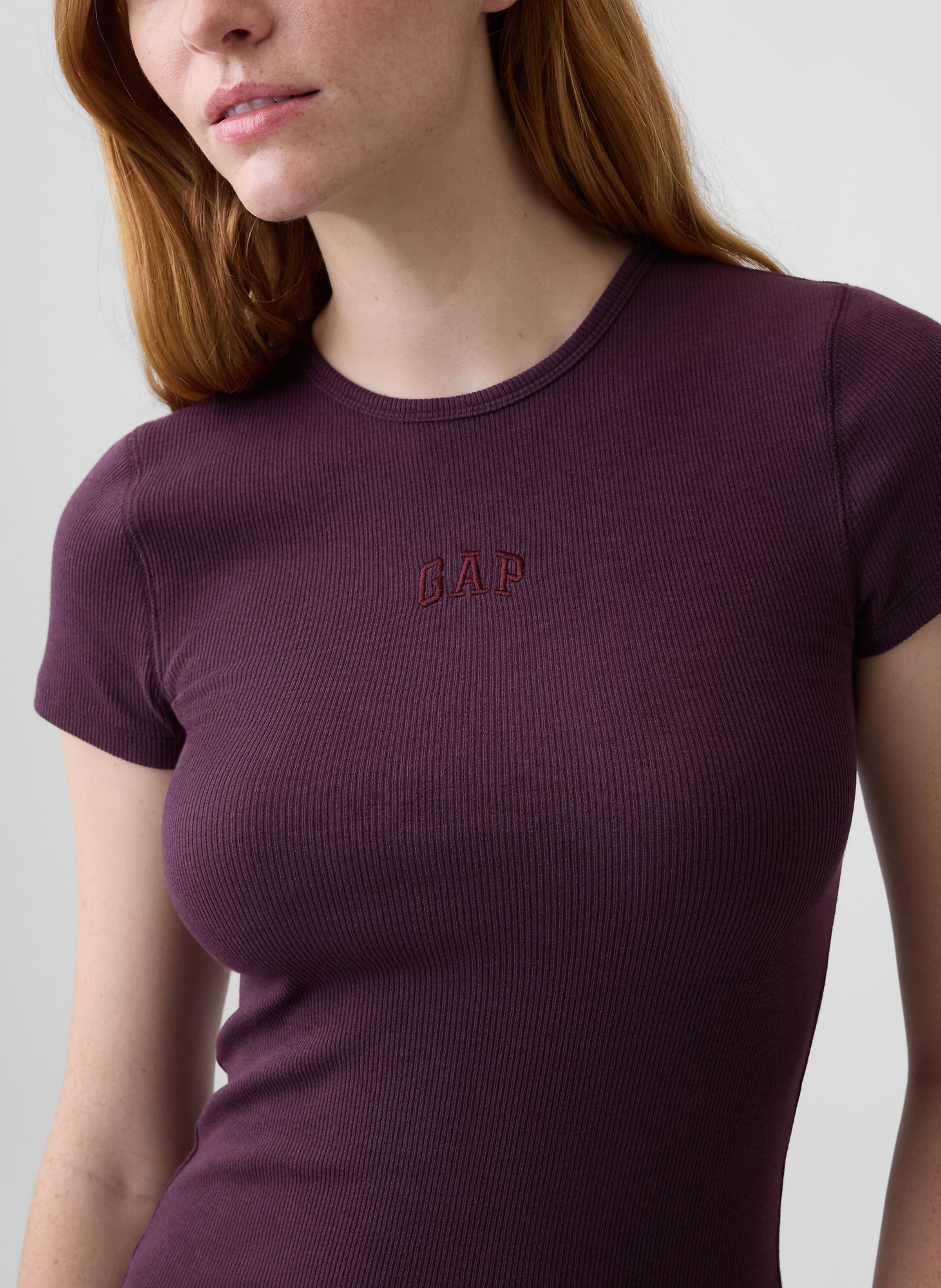 T-shirt côtelé avec logo - 004