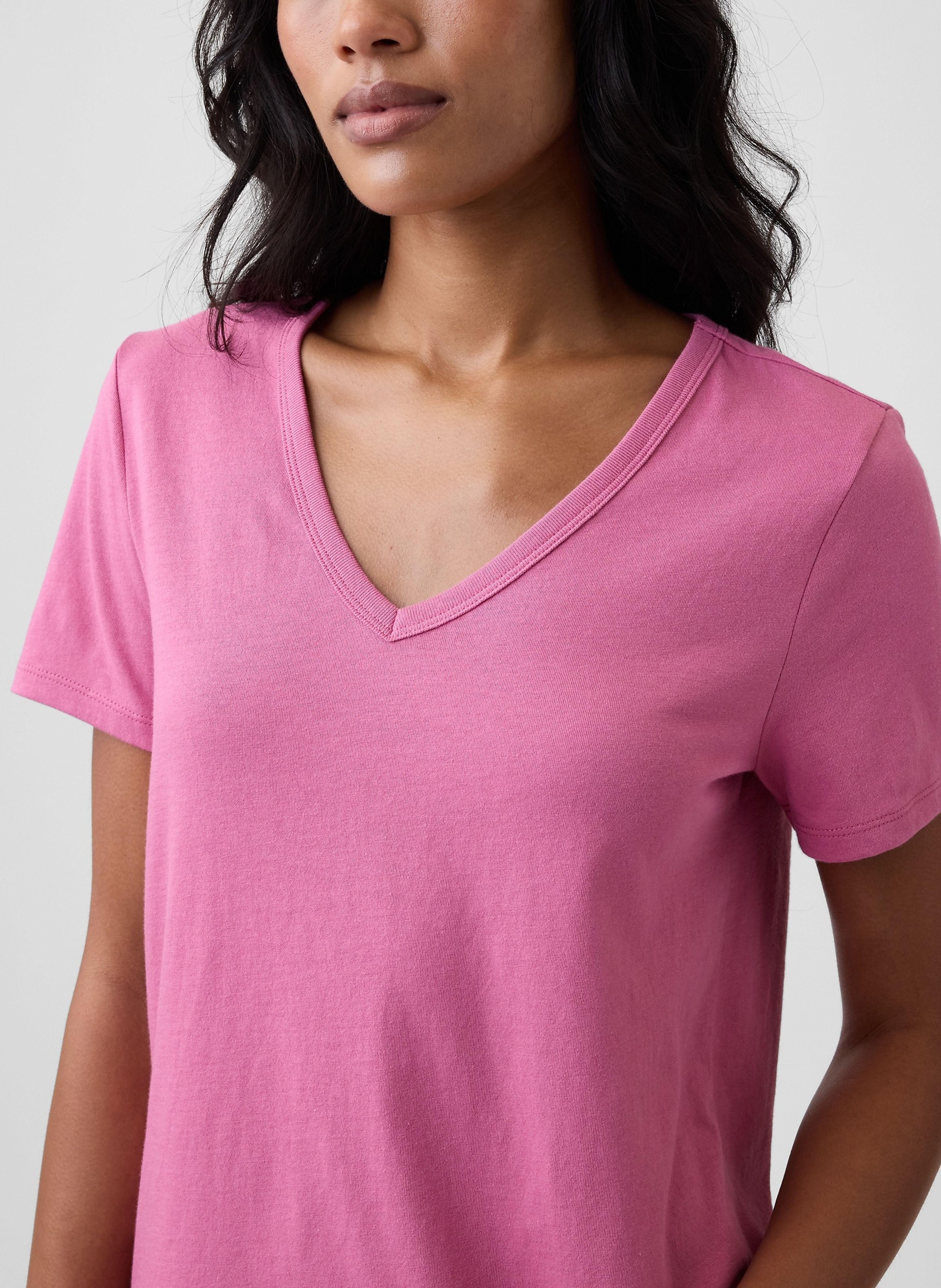 T-shirt à col V - 004