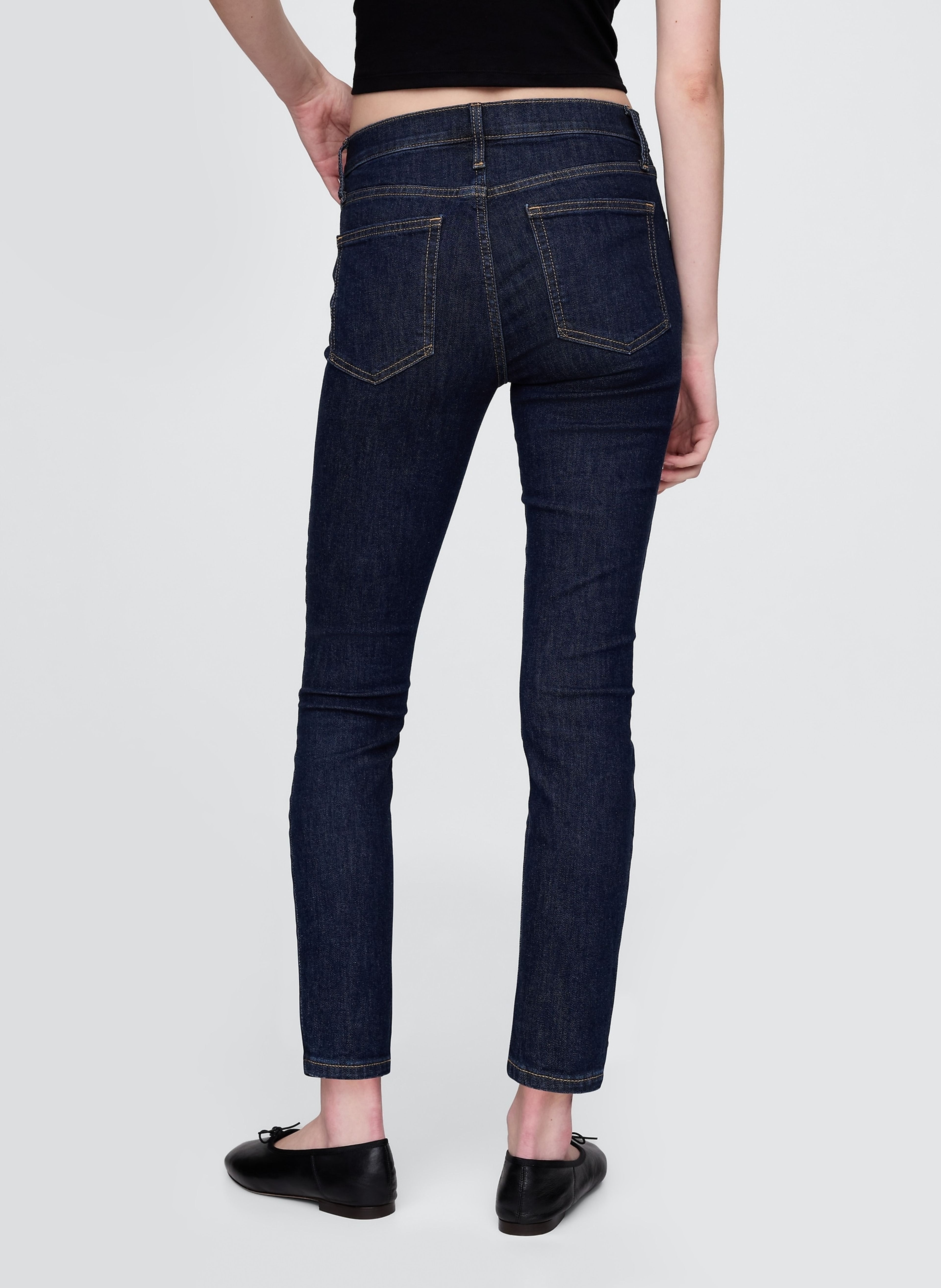 Jeans Mid Rise True Skinny - 004