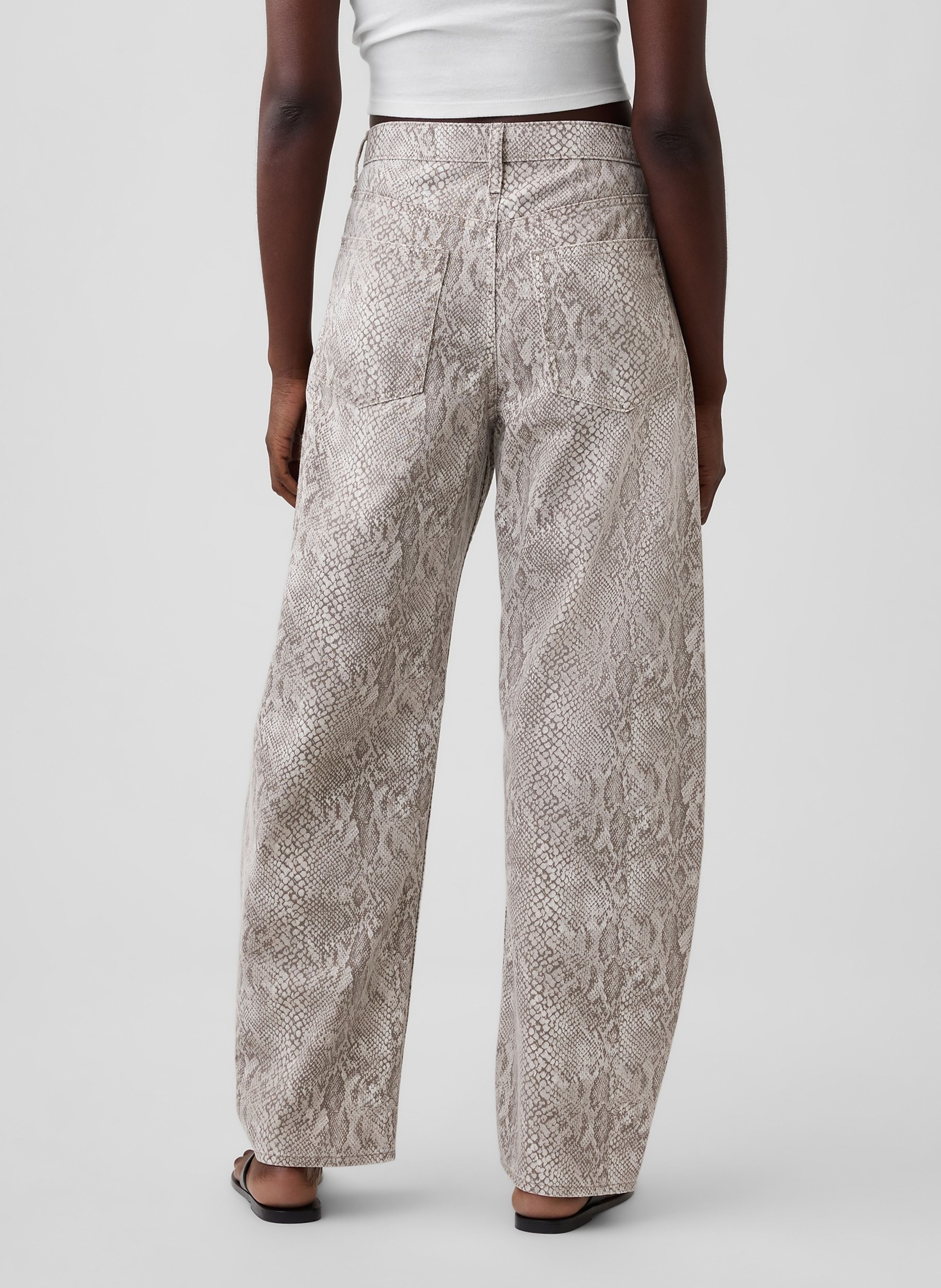 High Rise Barrel Jeans gemustert - 004