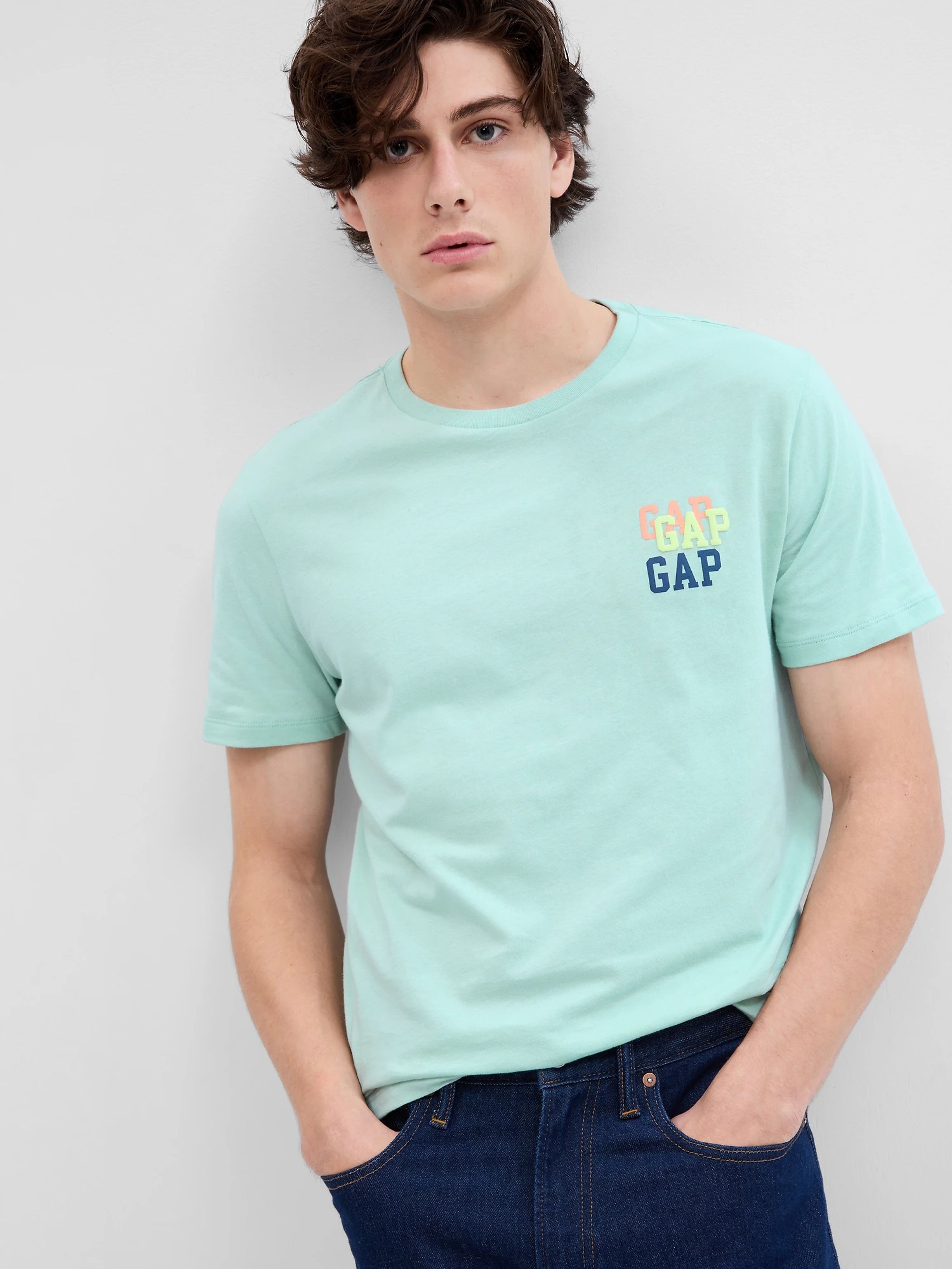 T-shirt Gap Logo