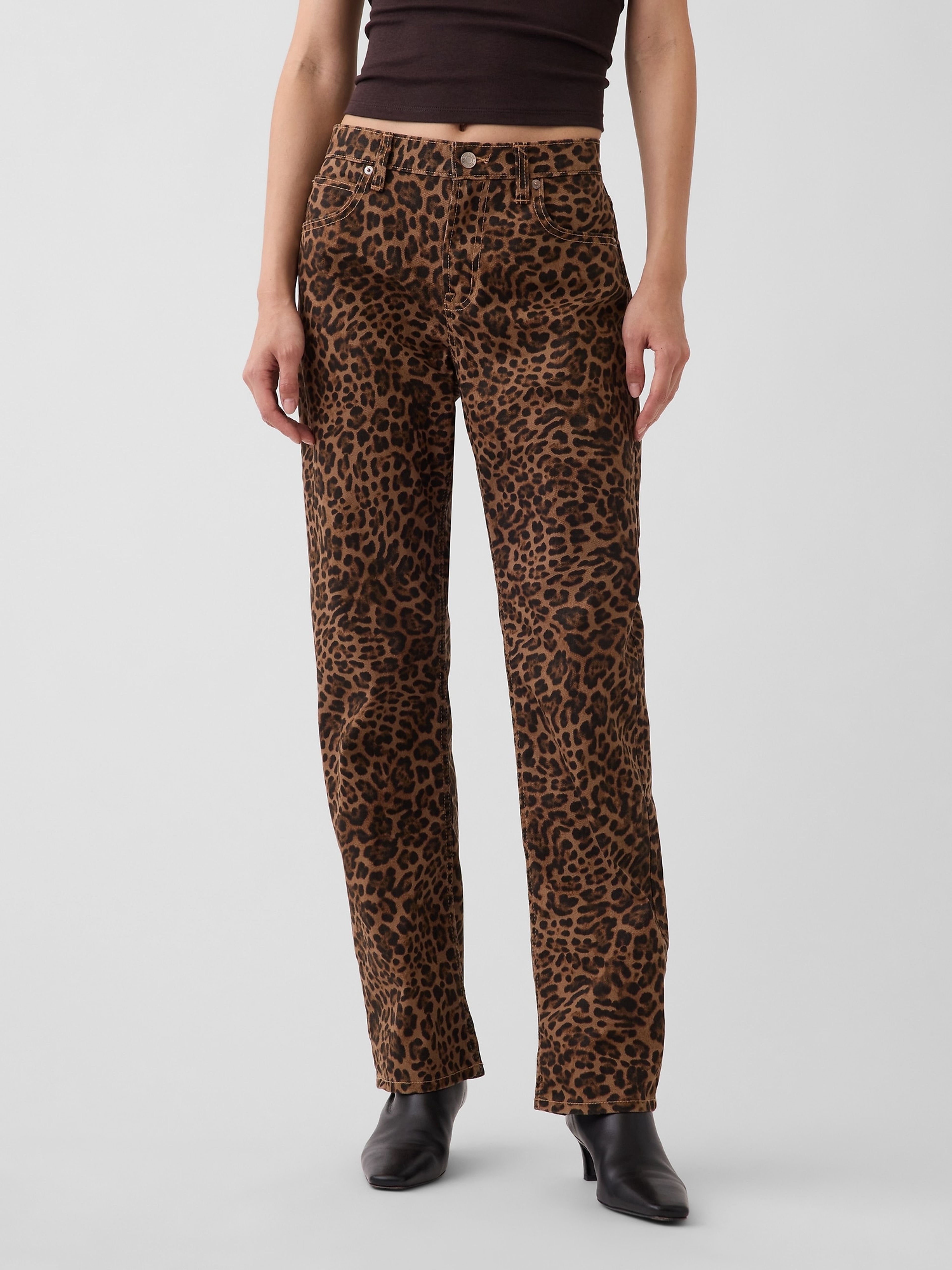Jean Mid Rise Straight Taper - 002