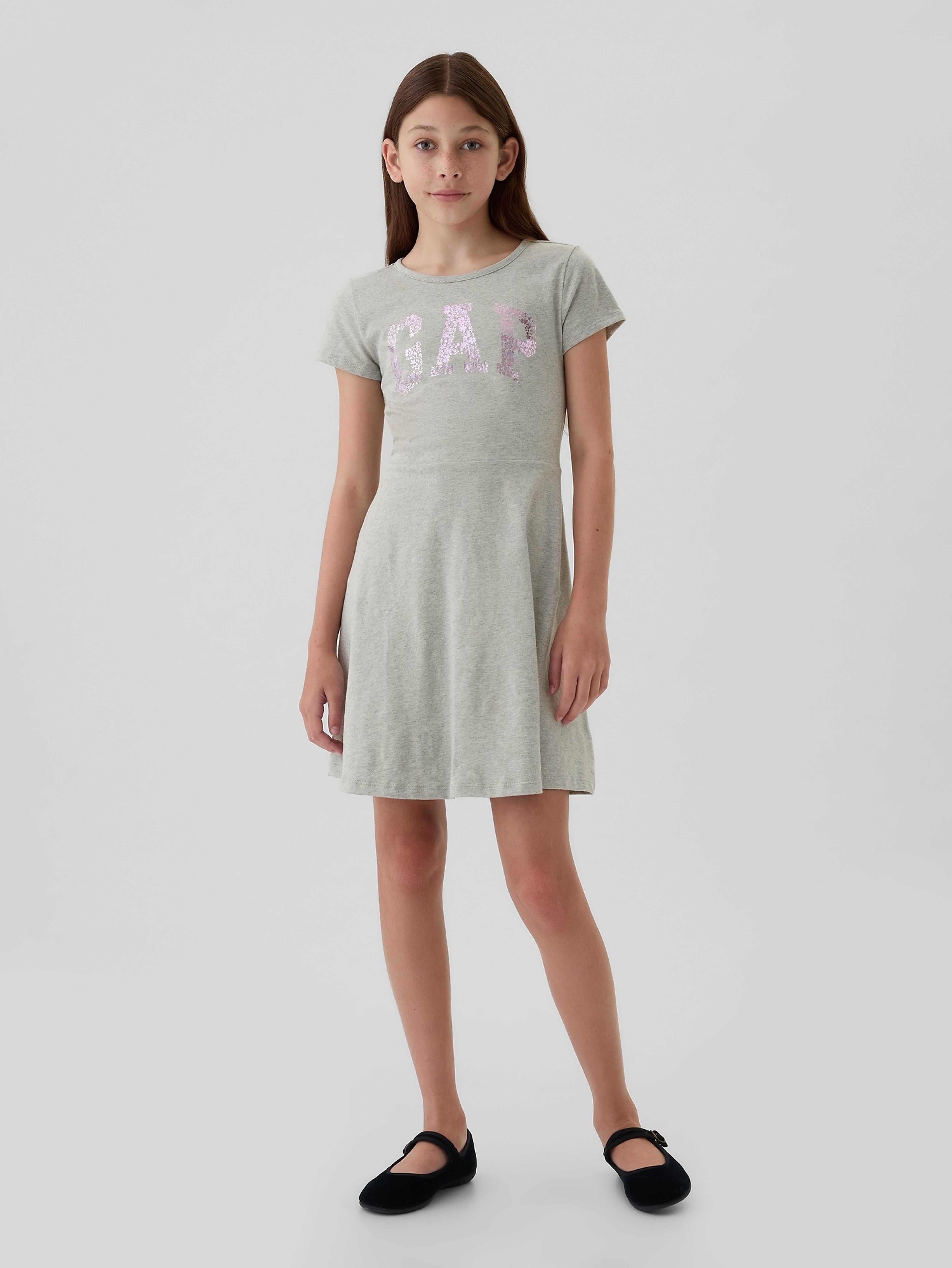 Kinderkleid mit Logo