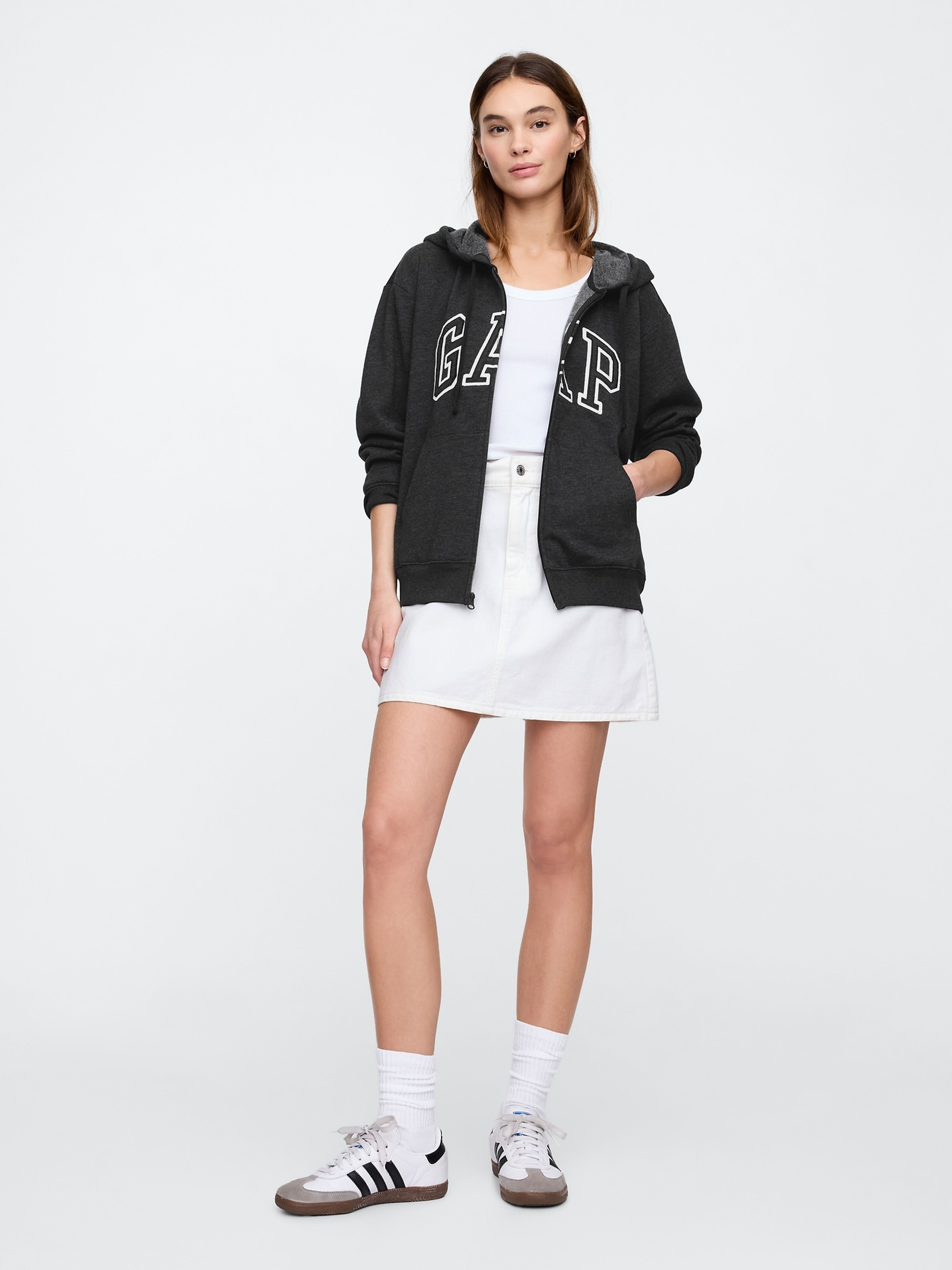 Sudadera con cremallera y logo Gap - 002