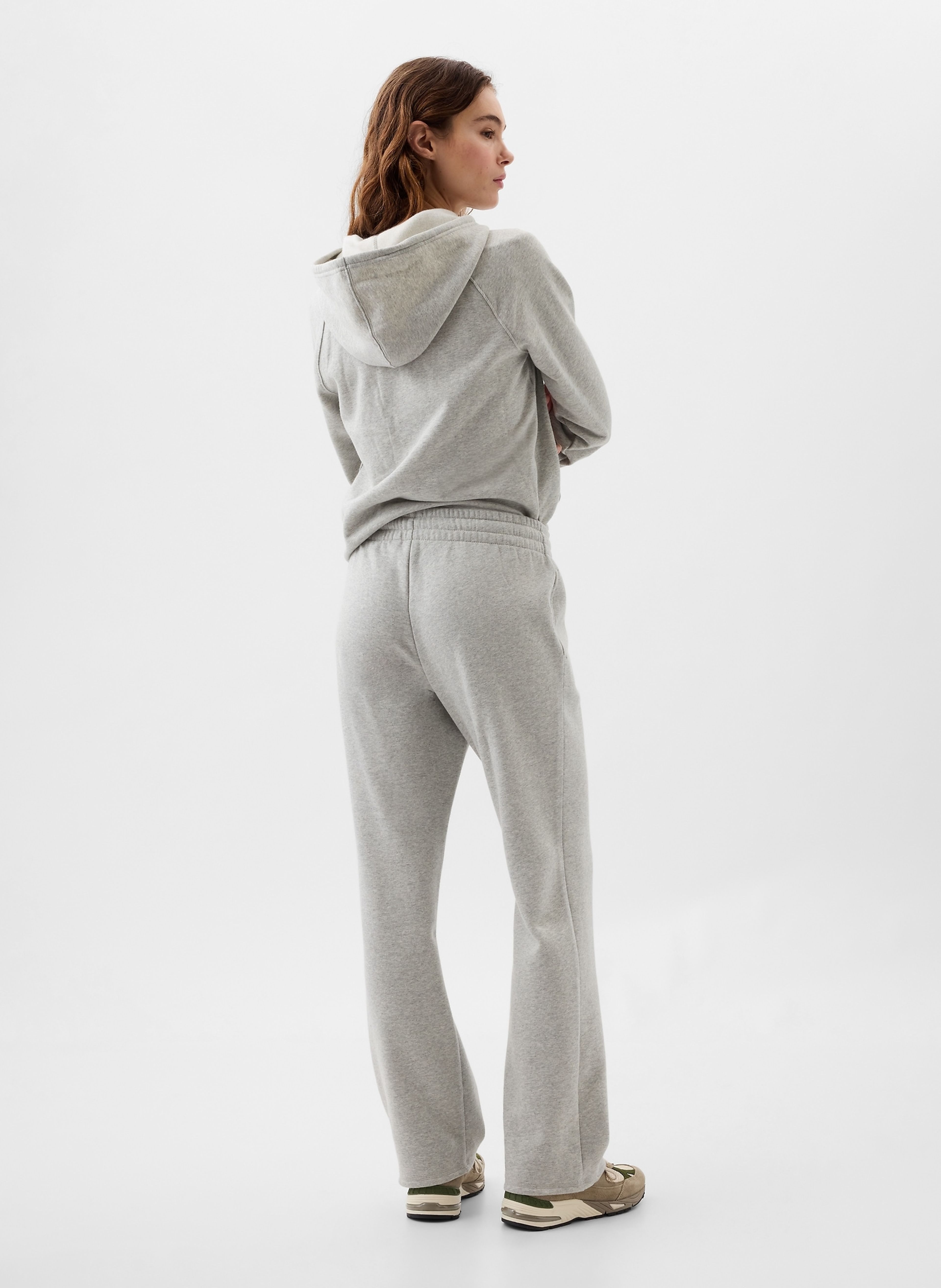 Pantalón deportivo con Gap-logo - 002