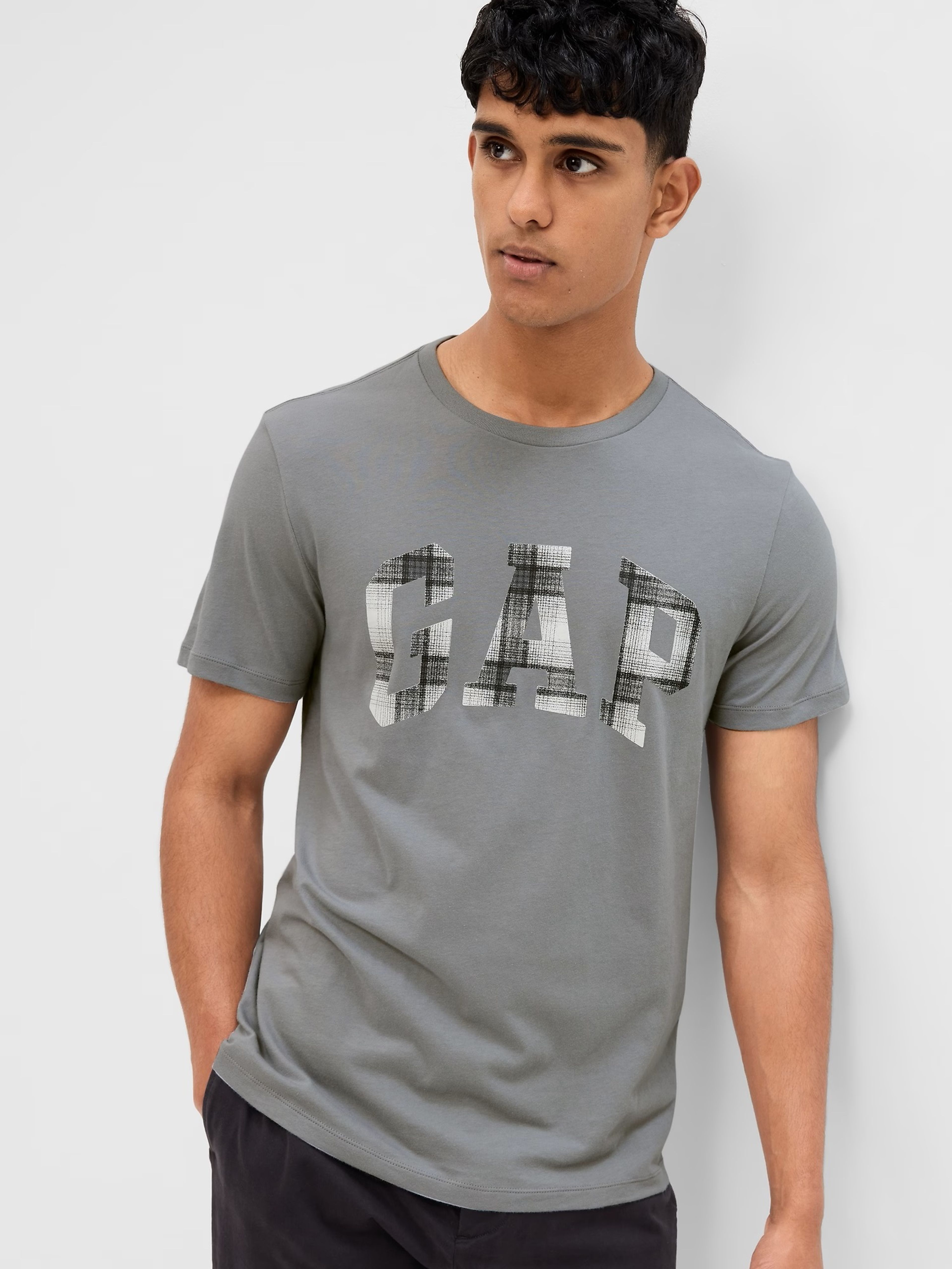 T-Shirt mit GAP Logo