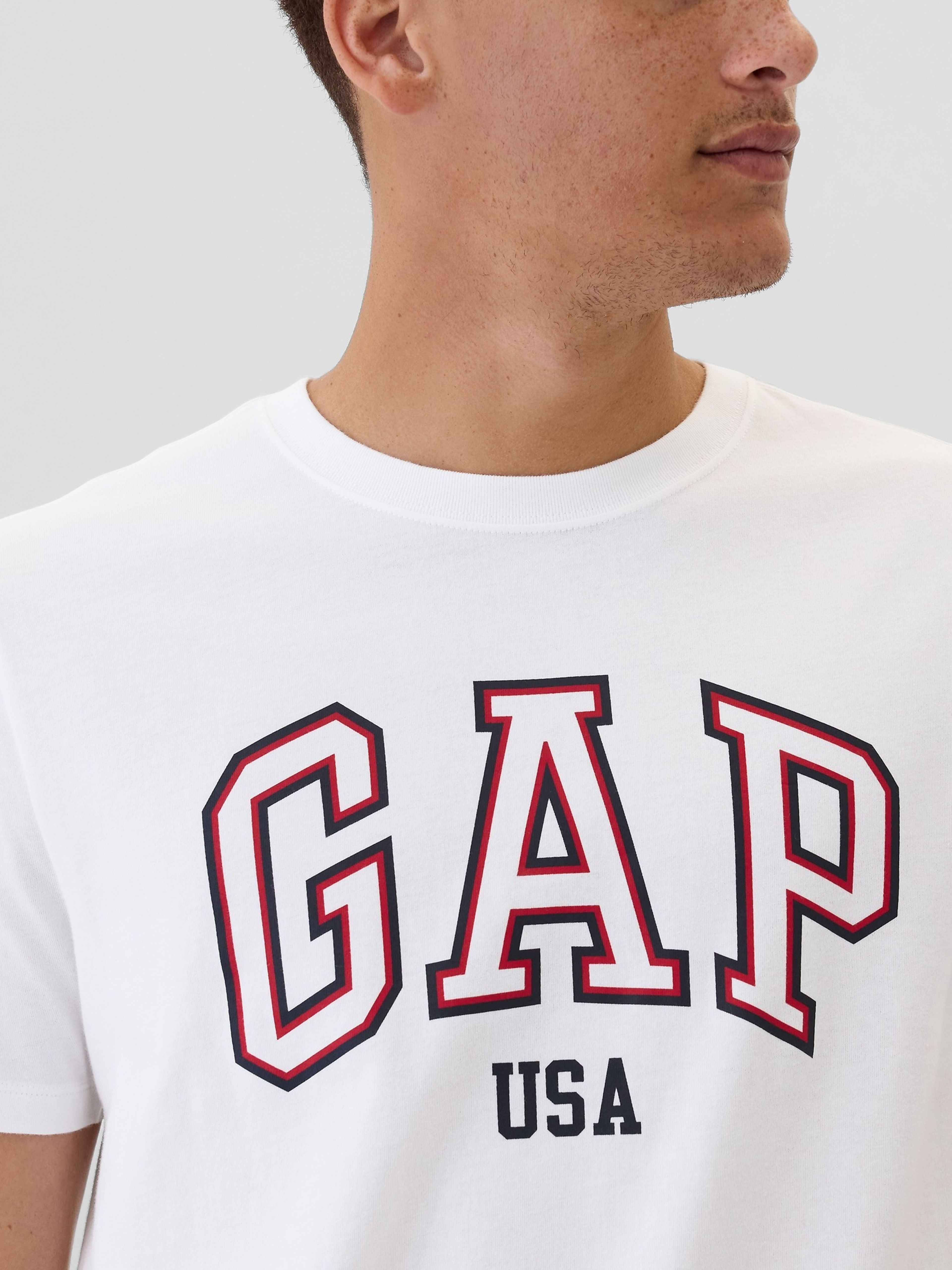 T-shirt con logo Gap USA - 004