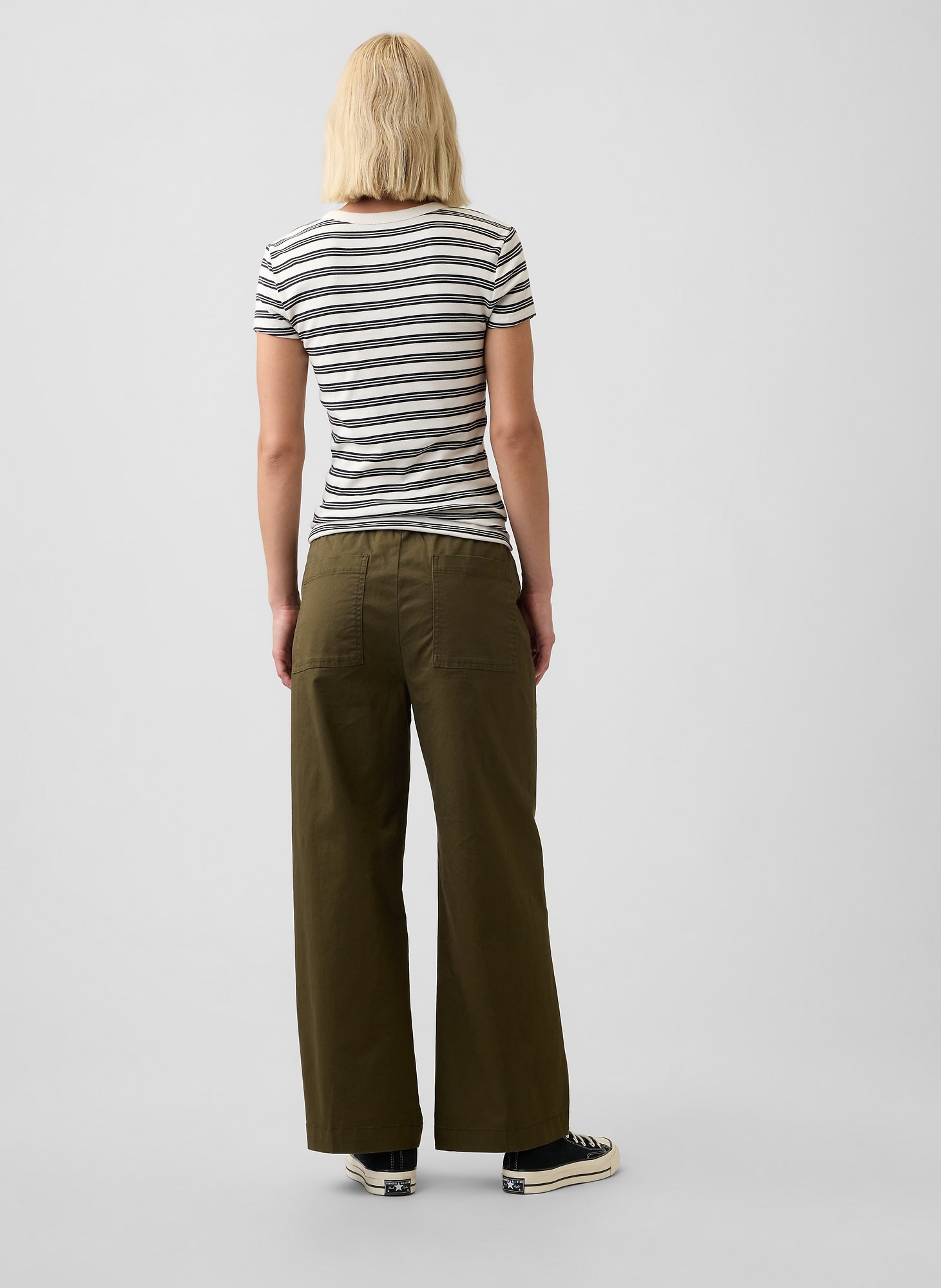 Mid Rise Wide-Leg Khakihose - 004