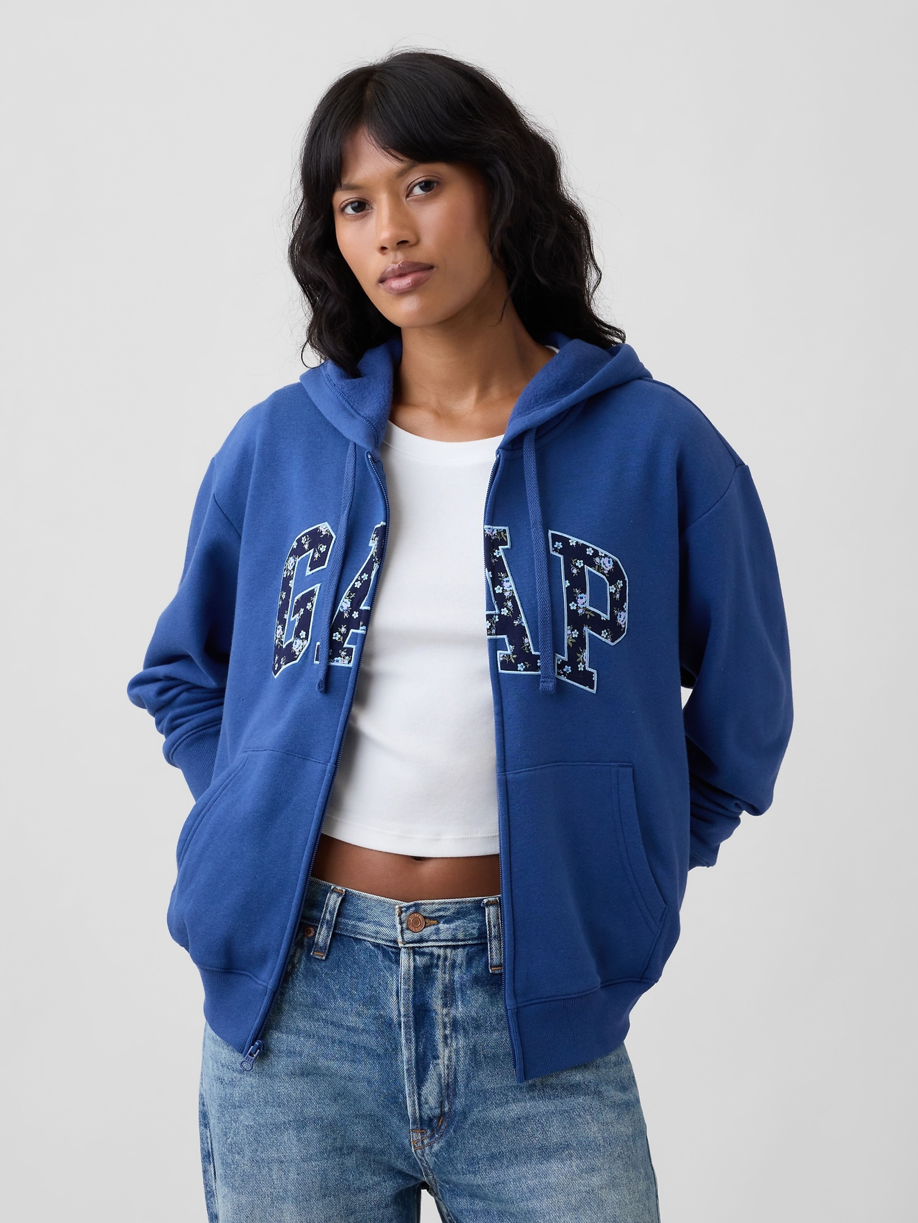 Sweat avec logo - 001