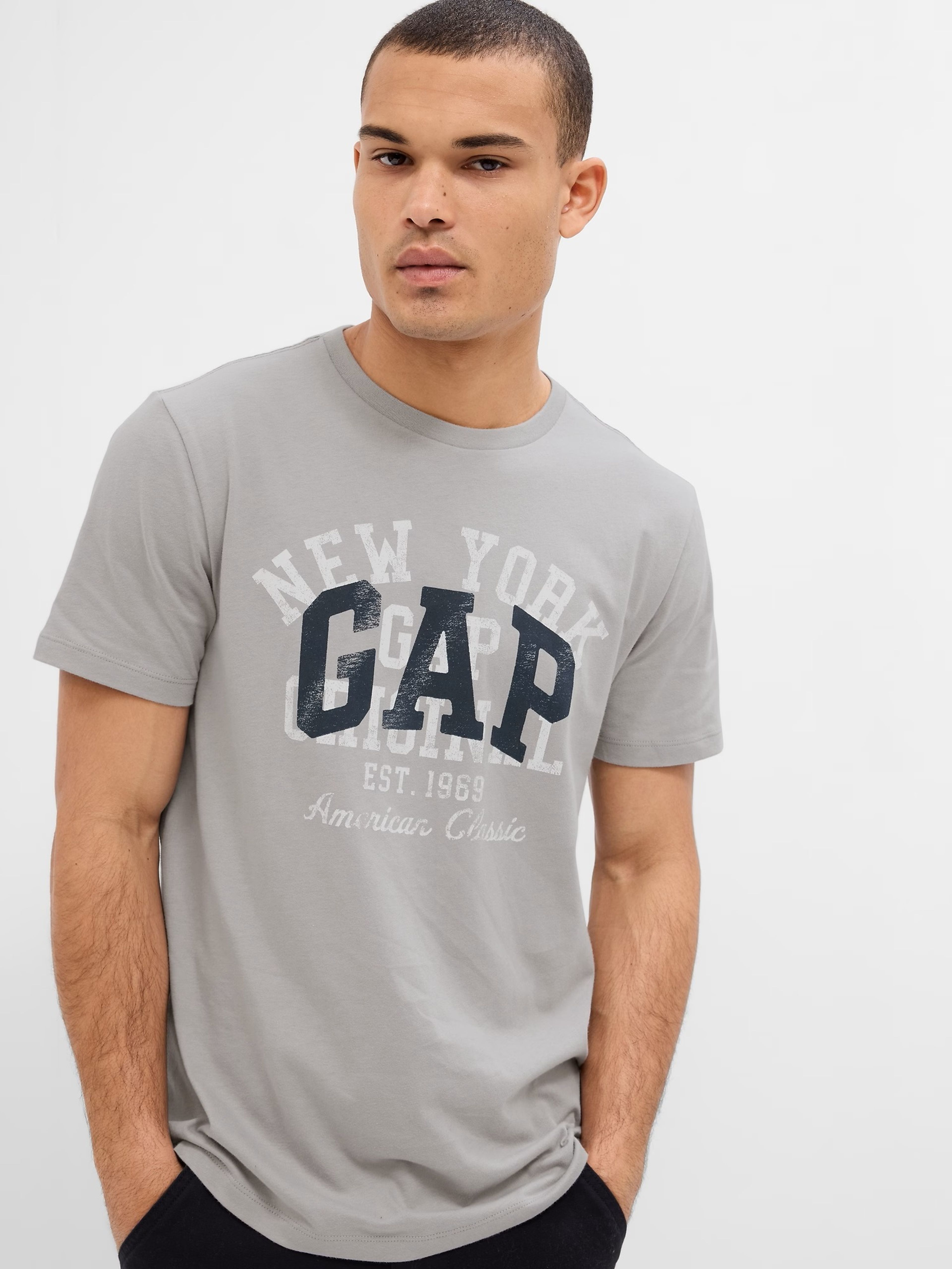 T-Shirt mit GAP Logo