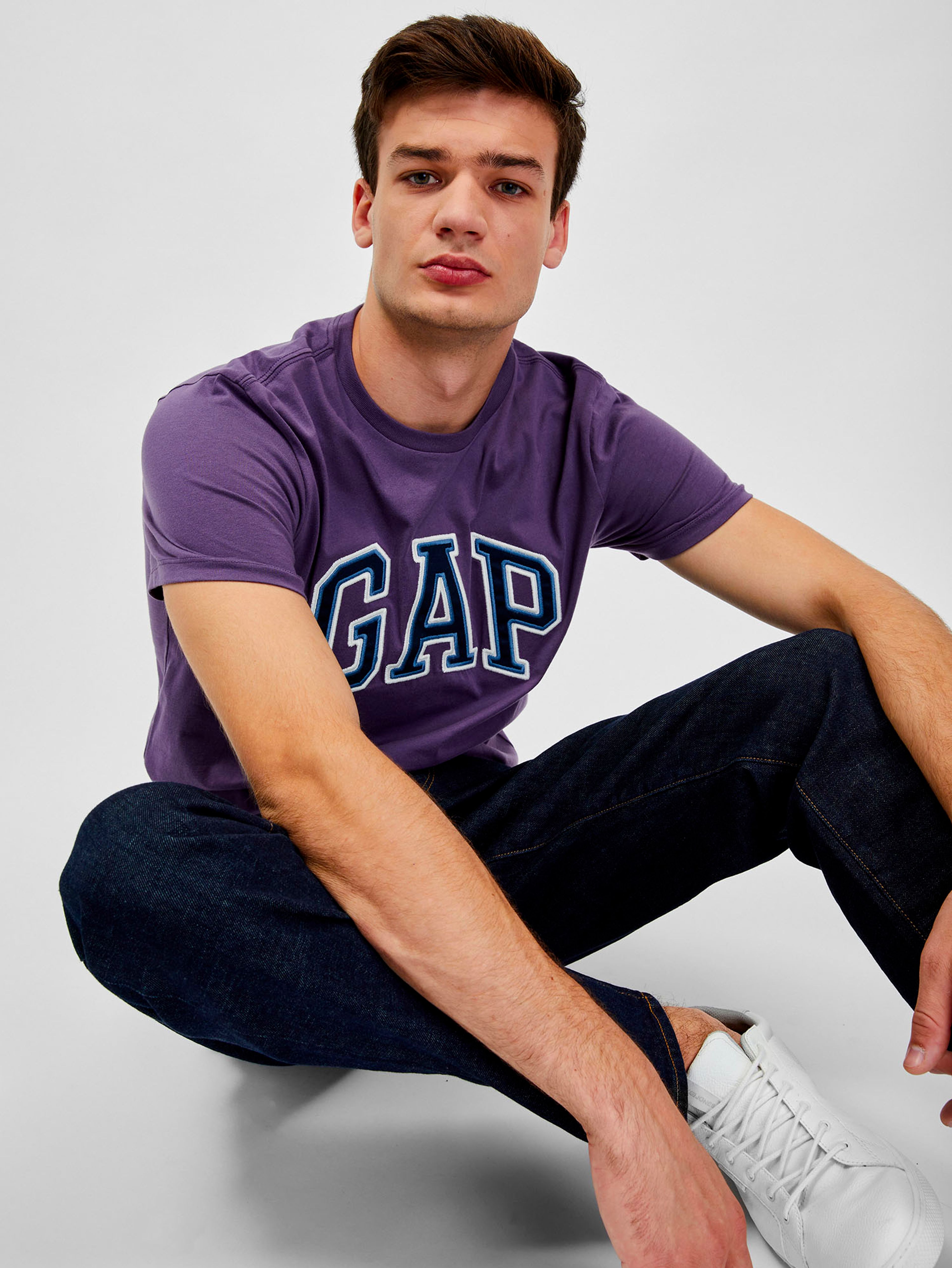 T-Shirt mit GAP Logo