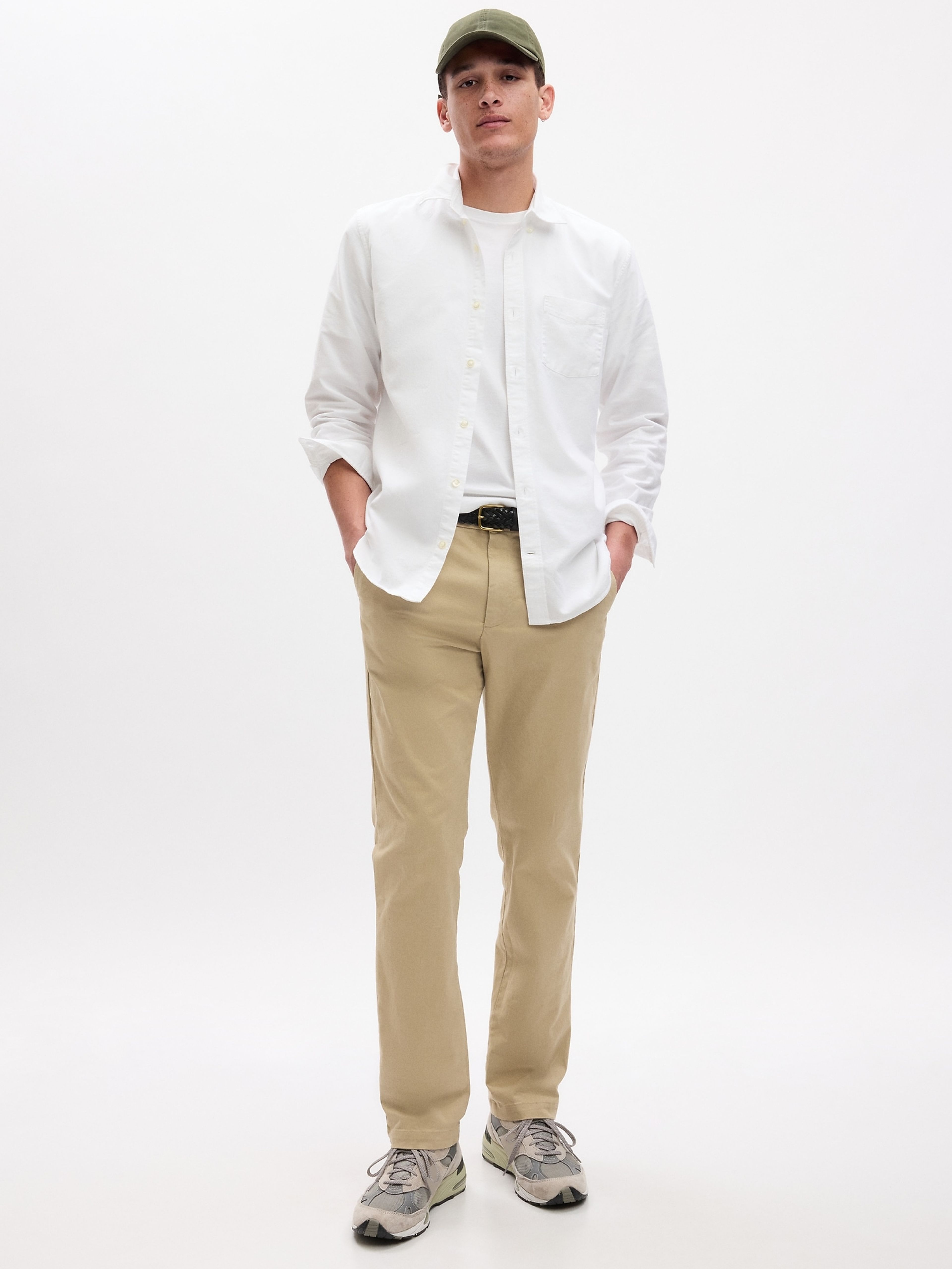 Pantaloni modern khaki in straight fit GapFlex