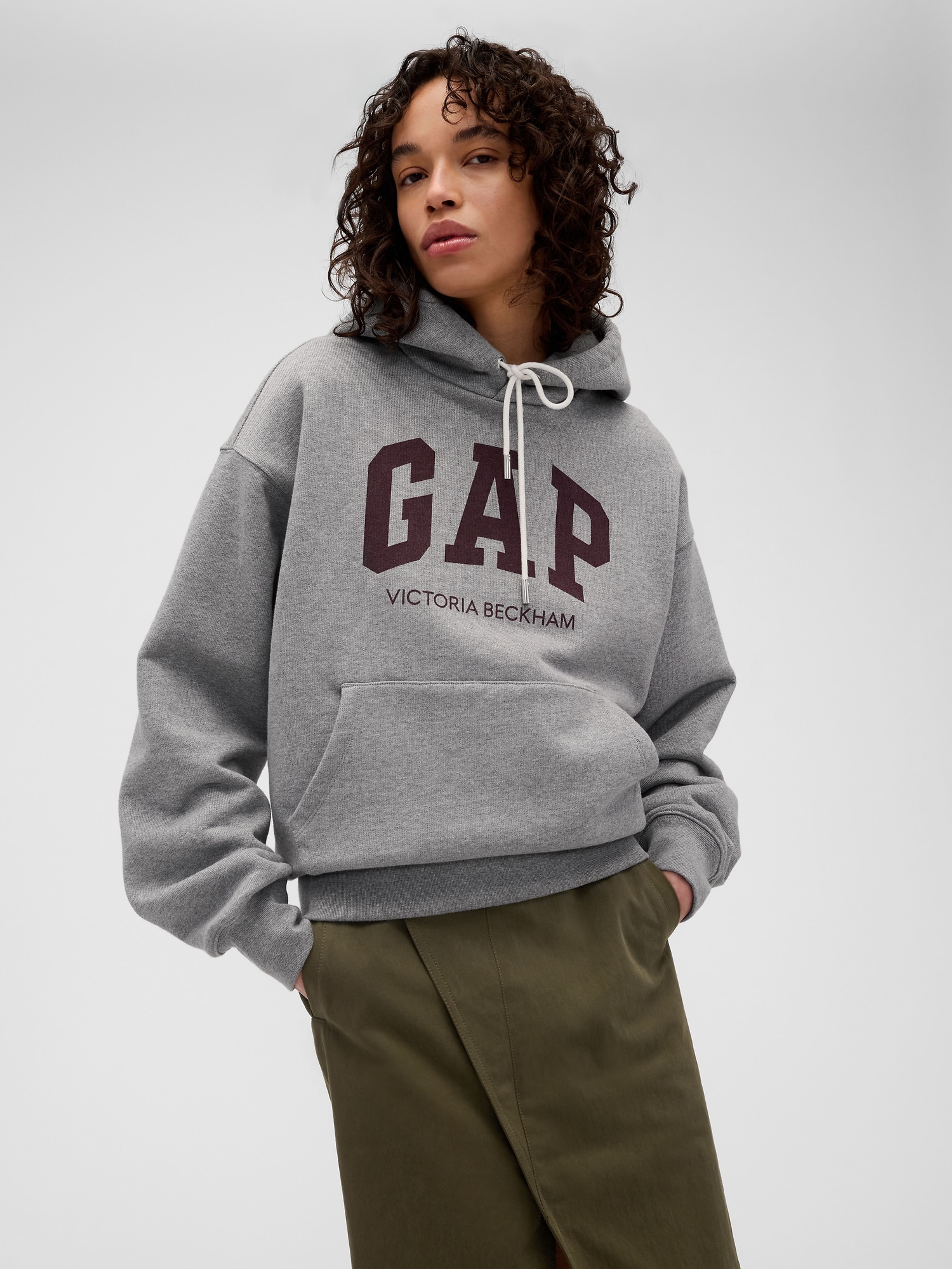 Mikina s logem Heavyweight Gap × Victoria Beckham