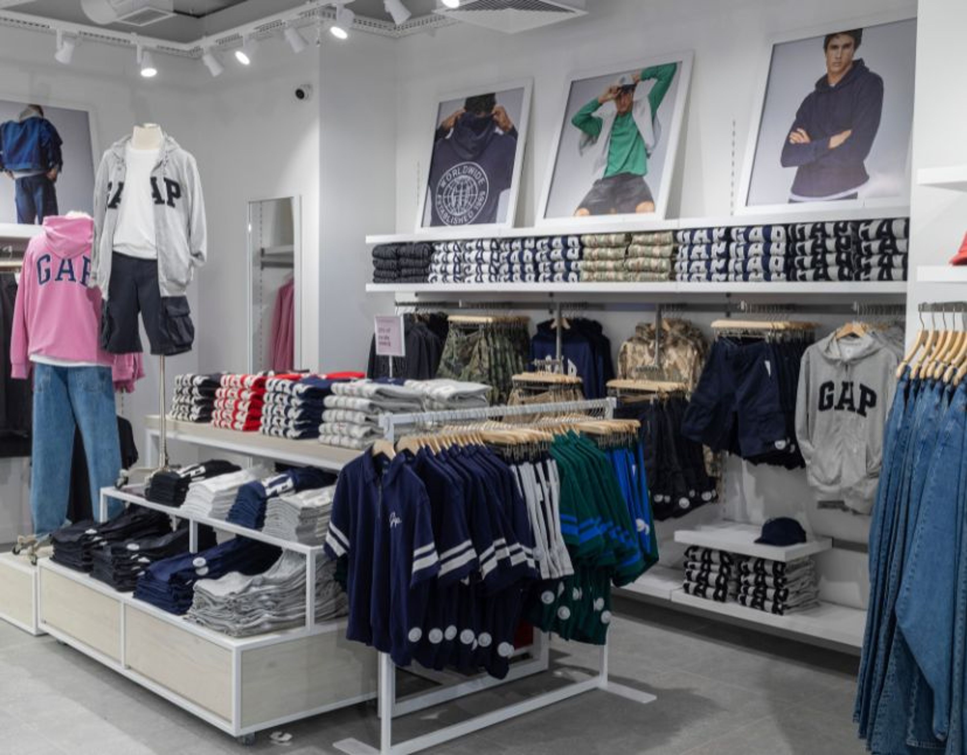 GAP Westfield Arkadia