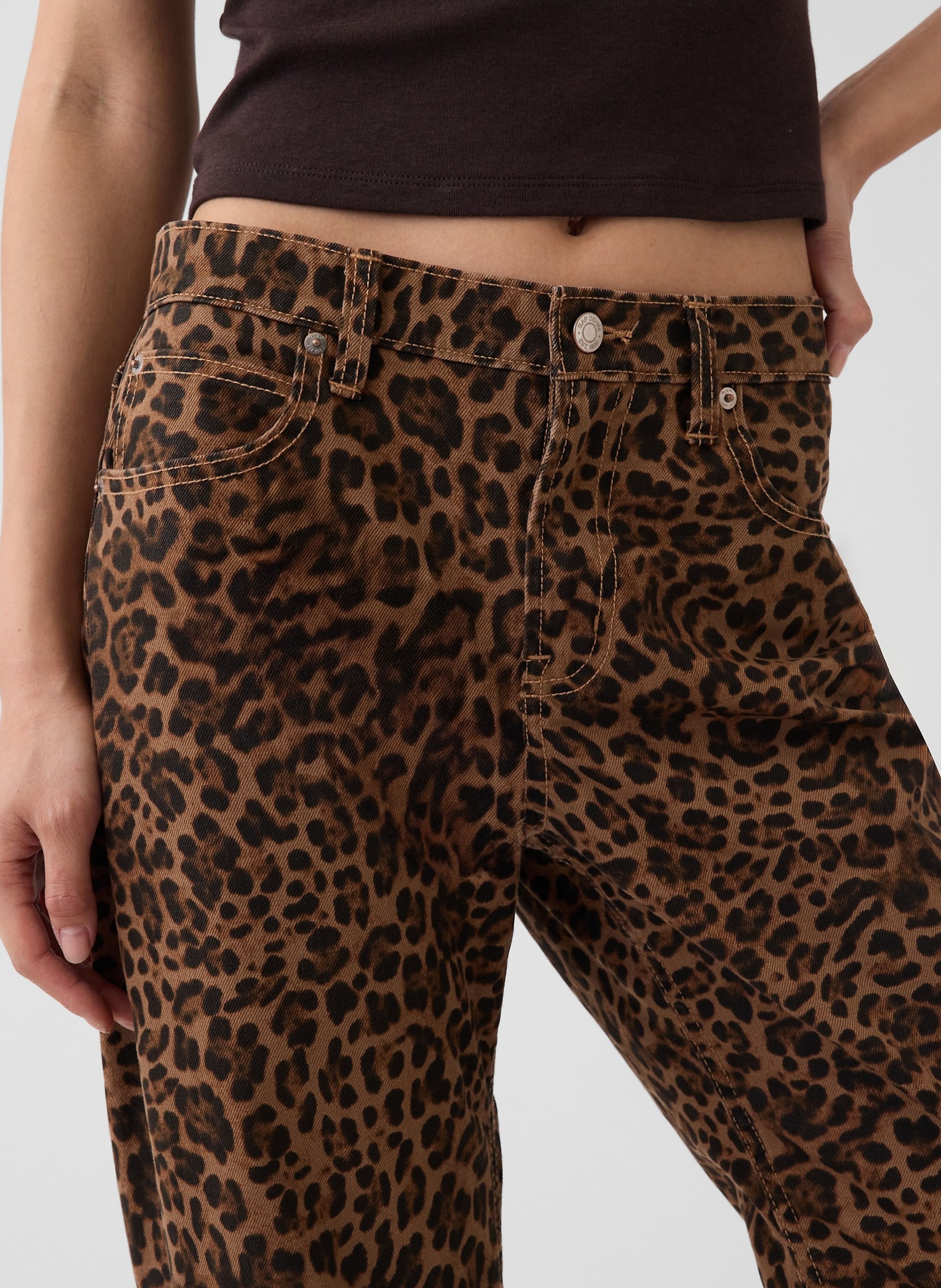 Jean Mid Rise Straight Taper - 005