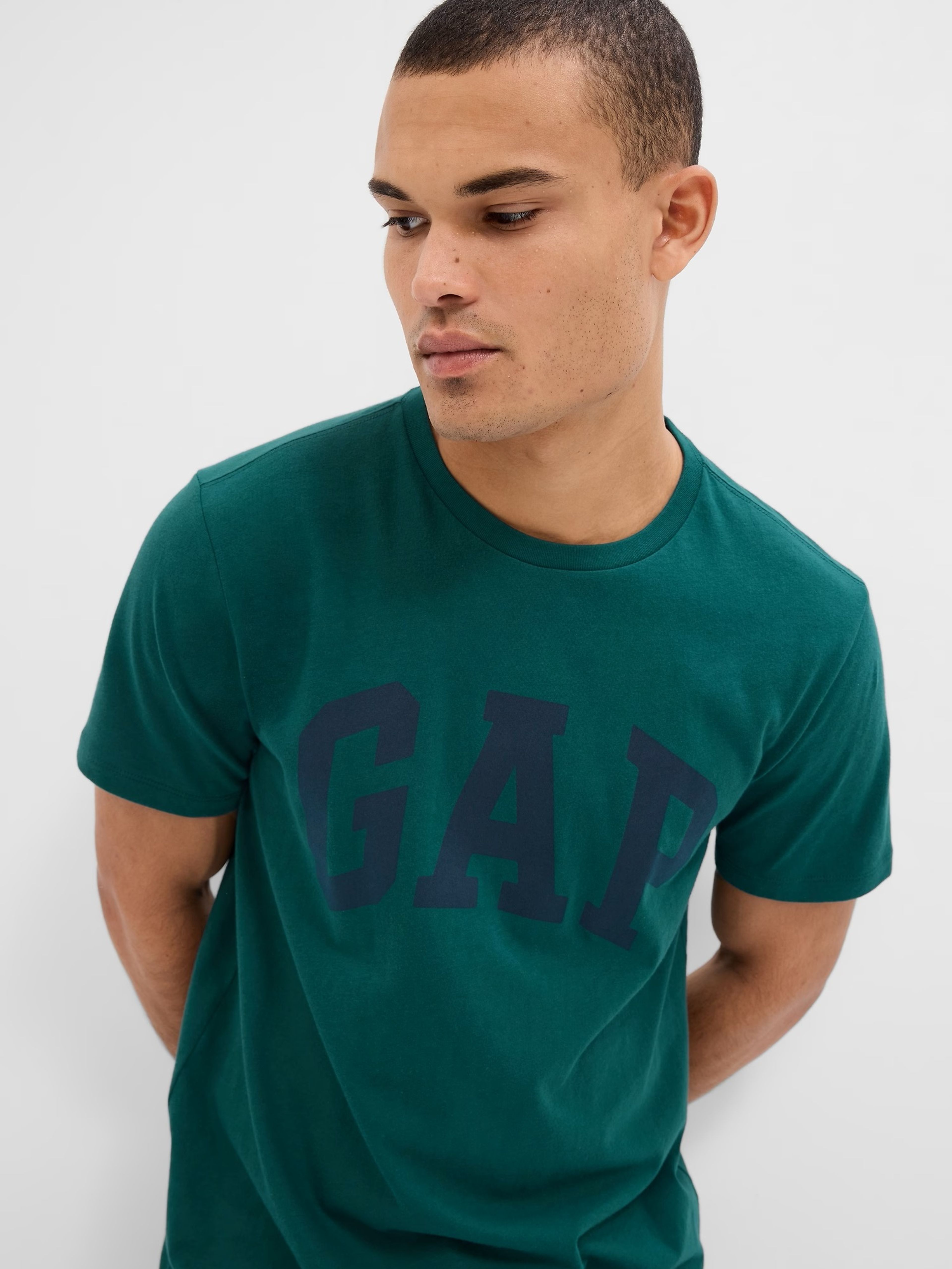 T-Shirt mit GAP Logo