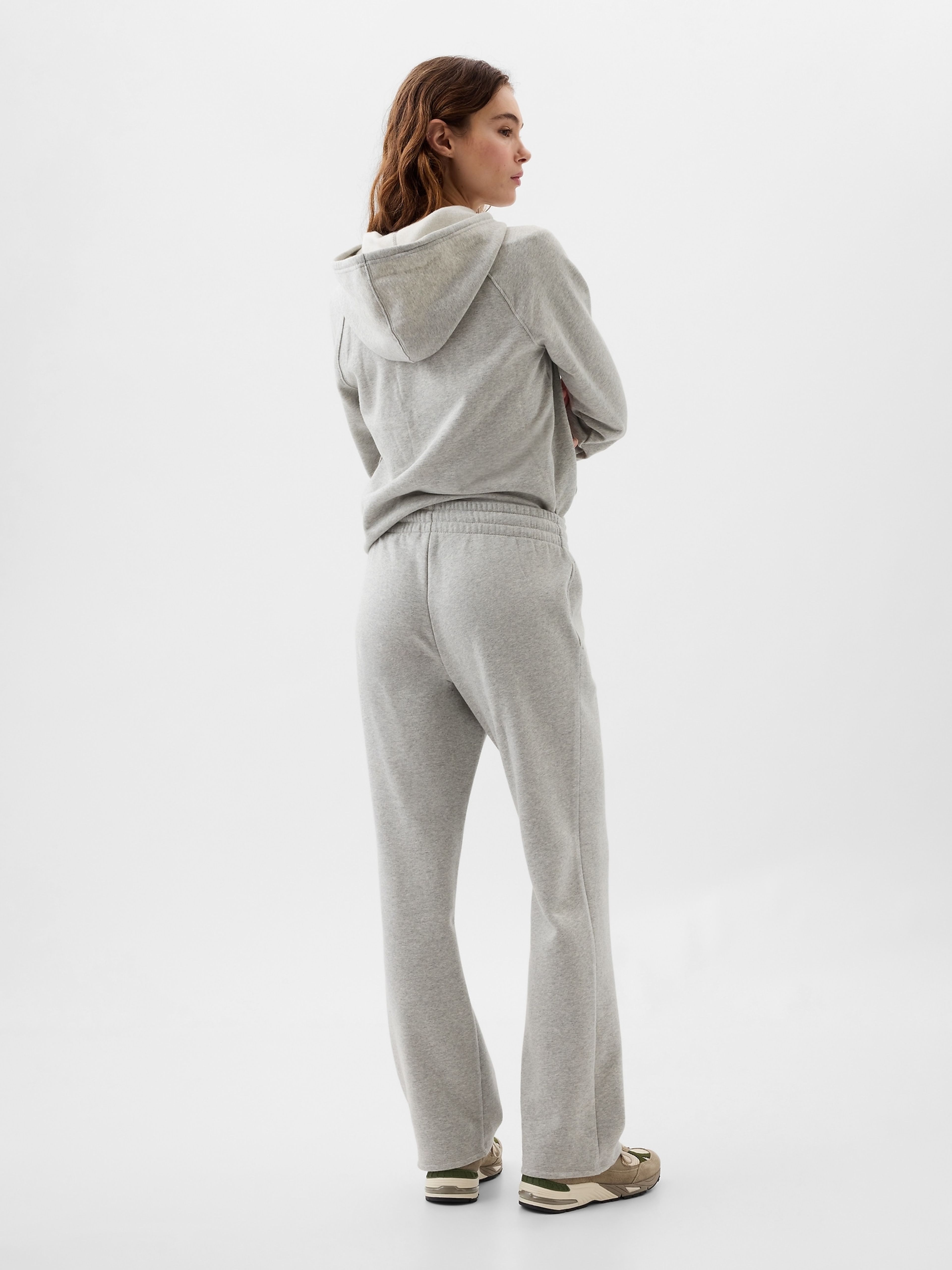 Pantalón deportivo con Gap-logo - 002