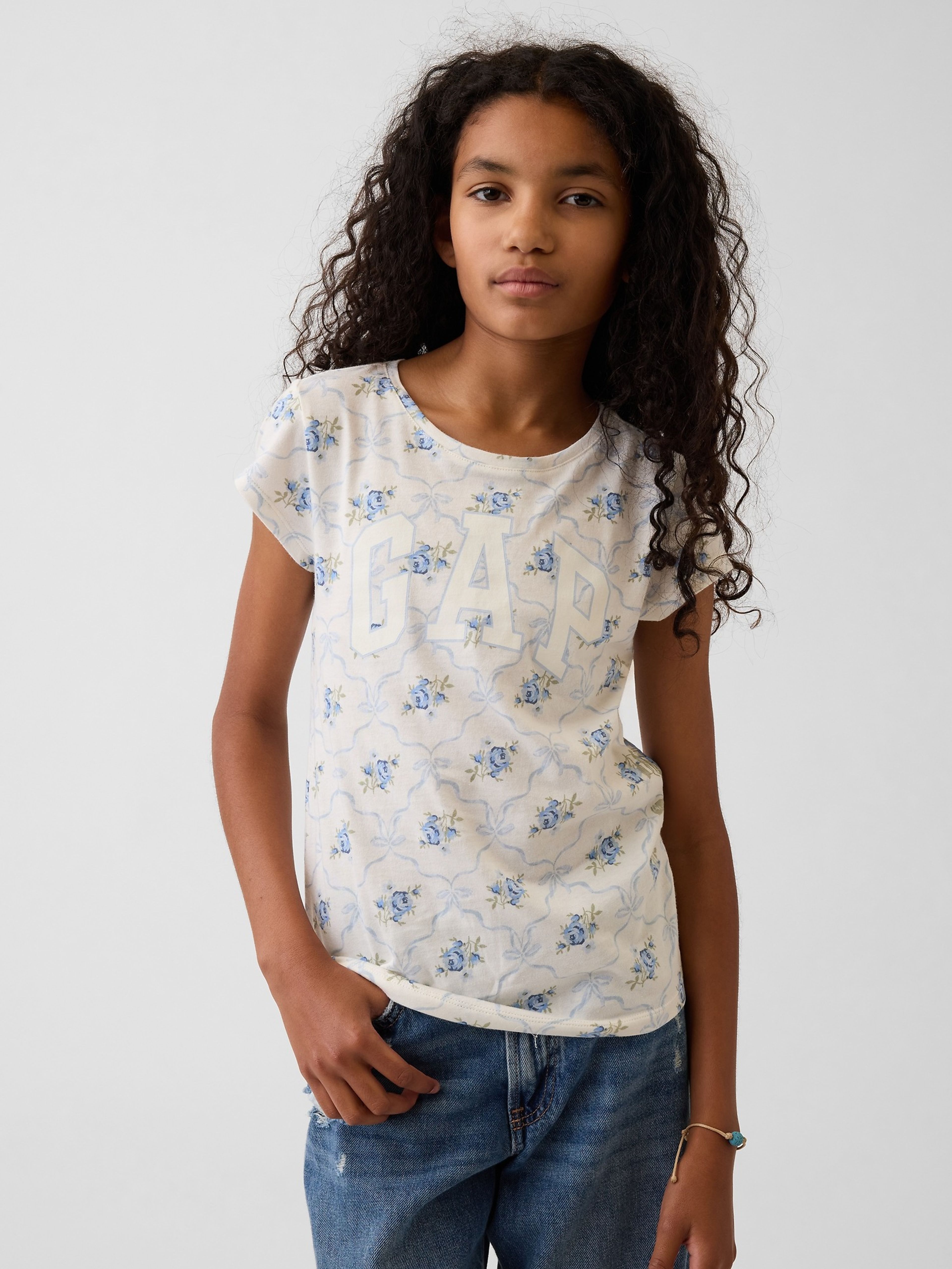 Camiseta infantil con logo - 001