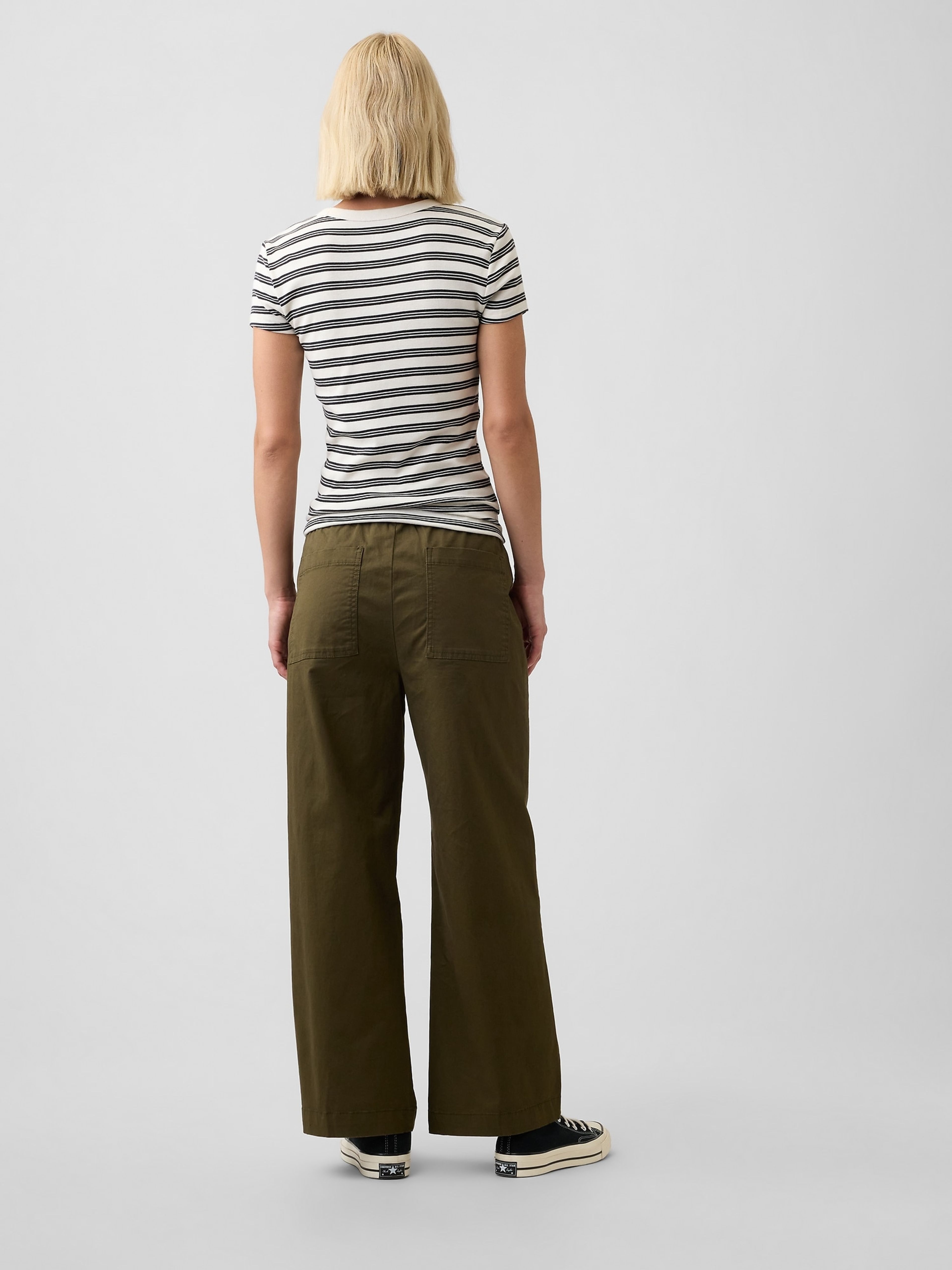 Mid Rise Wide-Leg Khakihose - 004