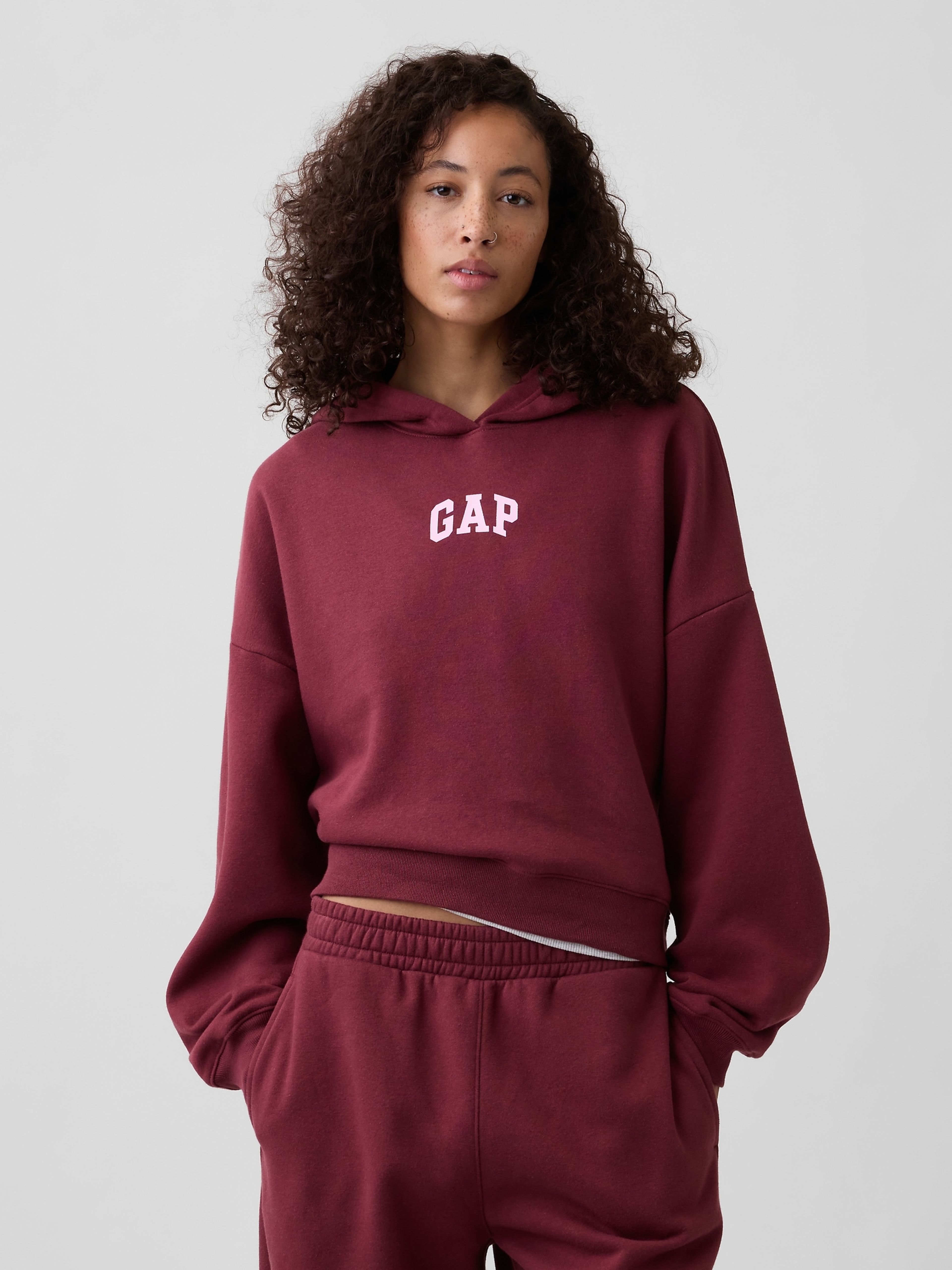 Sudadera crop con logo - 001