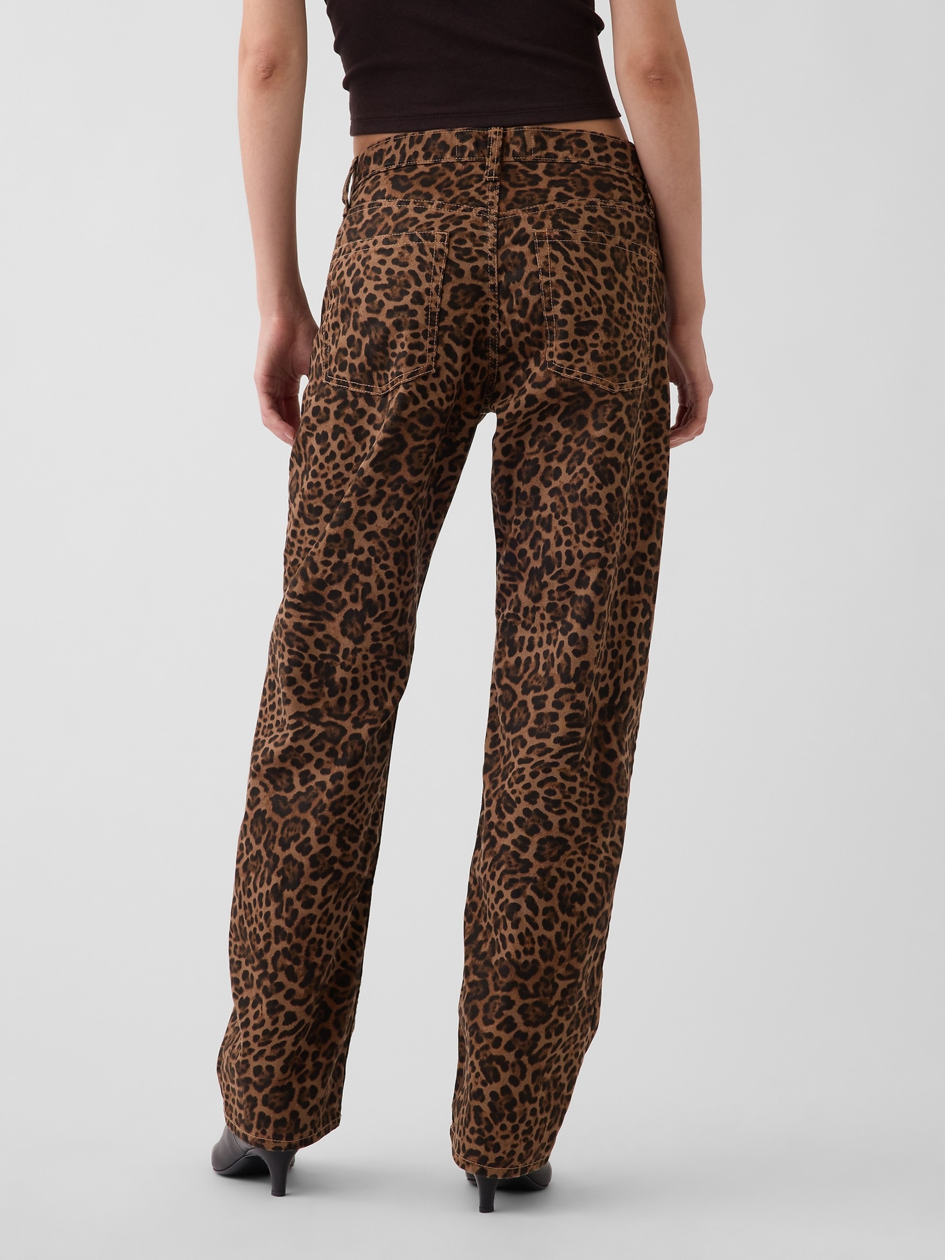 Jean Mid Rise Straight Taper - 004