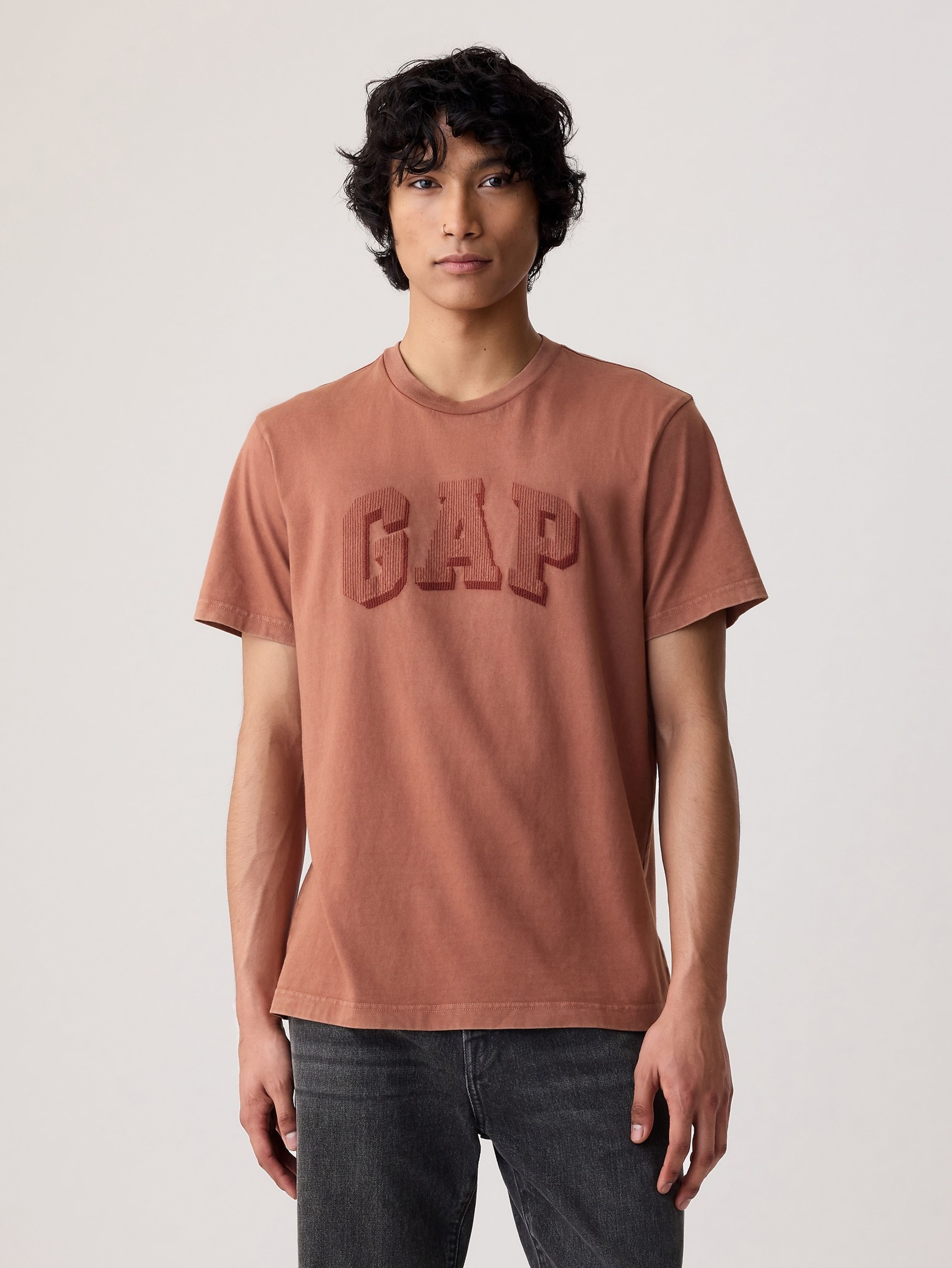 T-Shirt mit GAP Logo