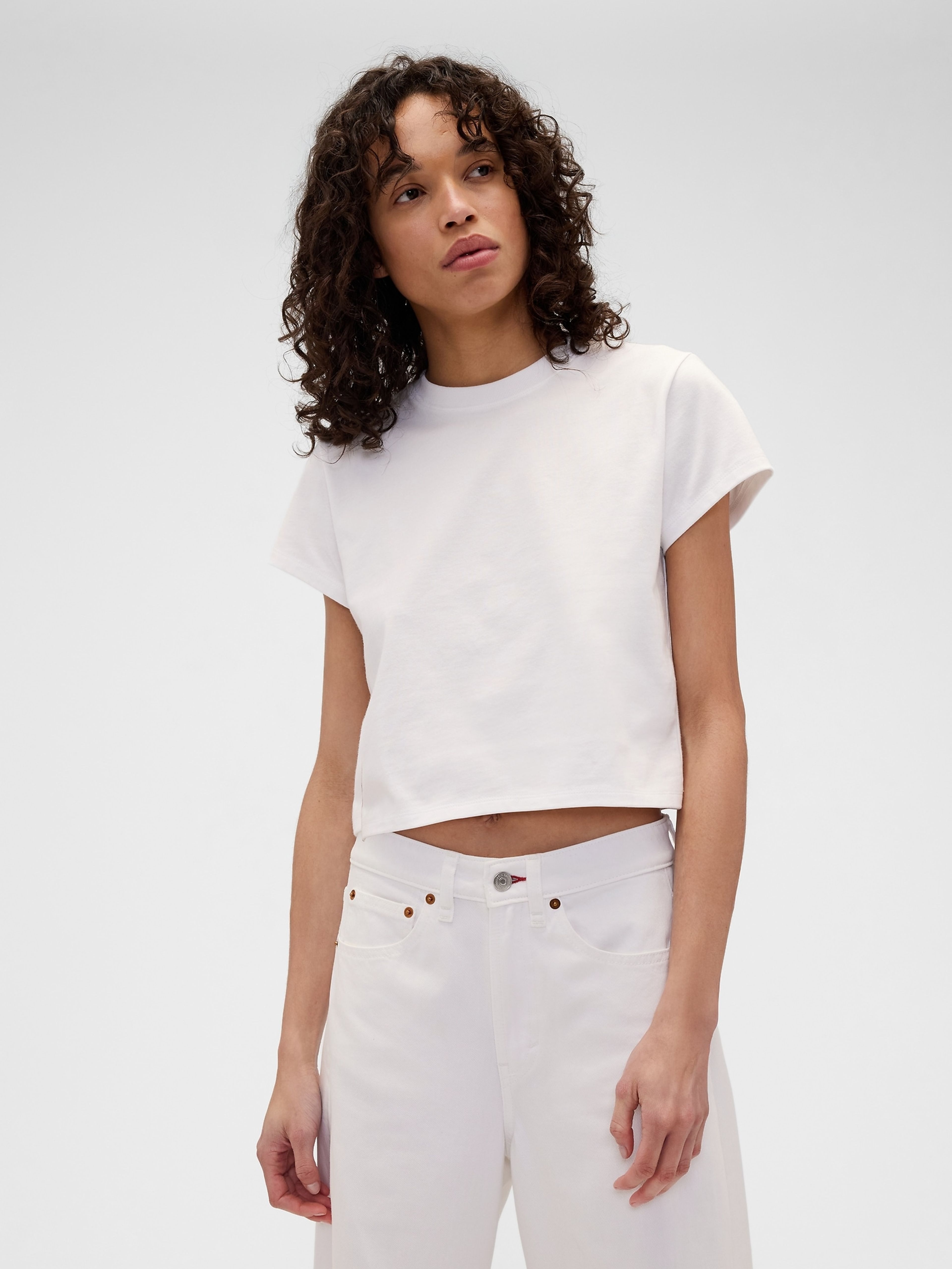 Crop tričko s logem Gap × Victoria Beckham