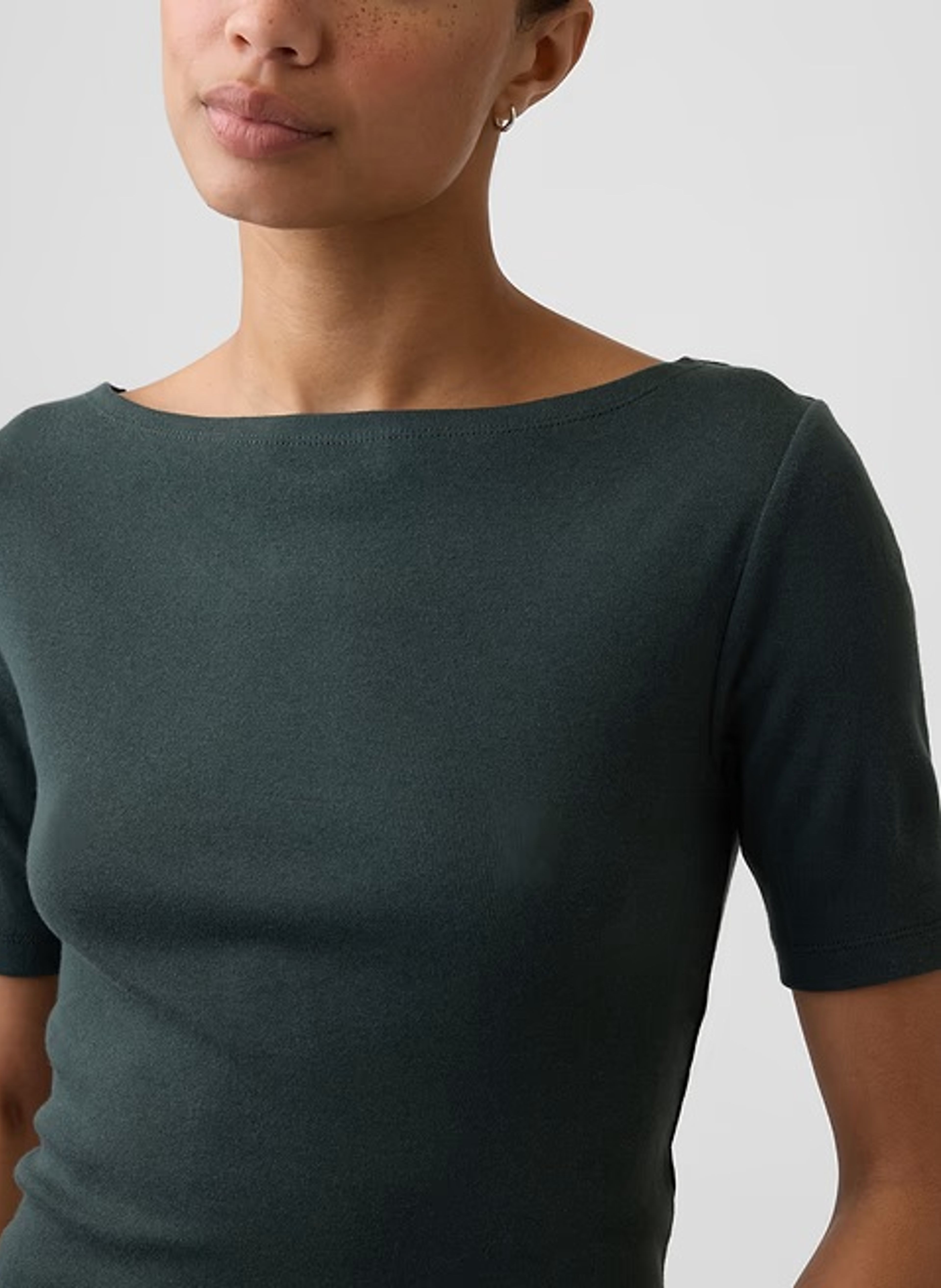 Camiseta de canalé con escote barco - 004