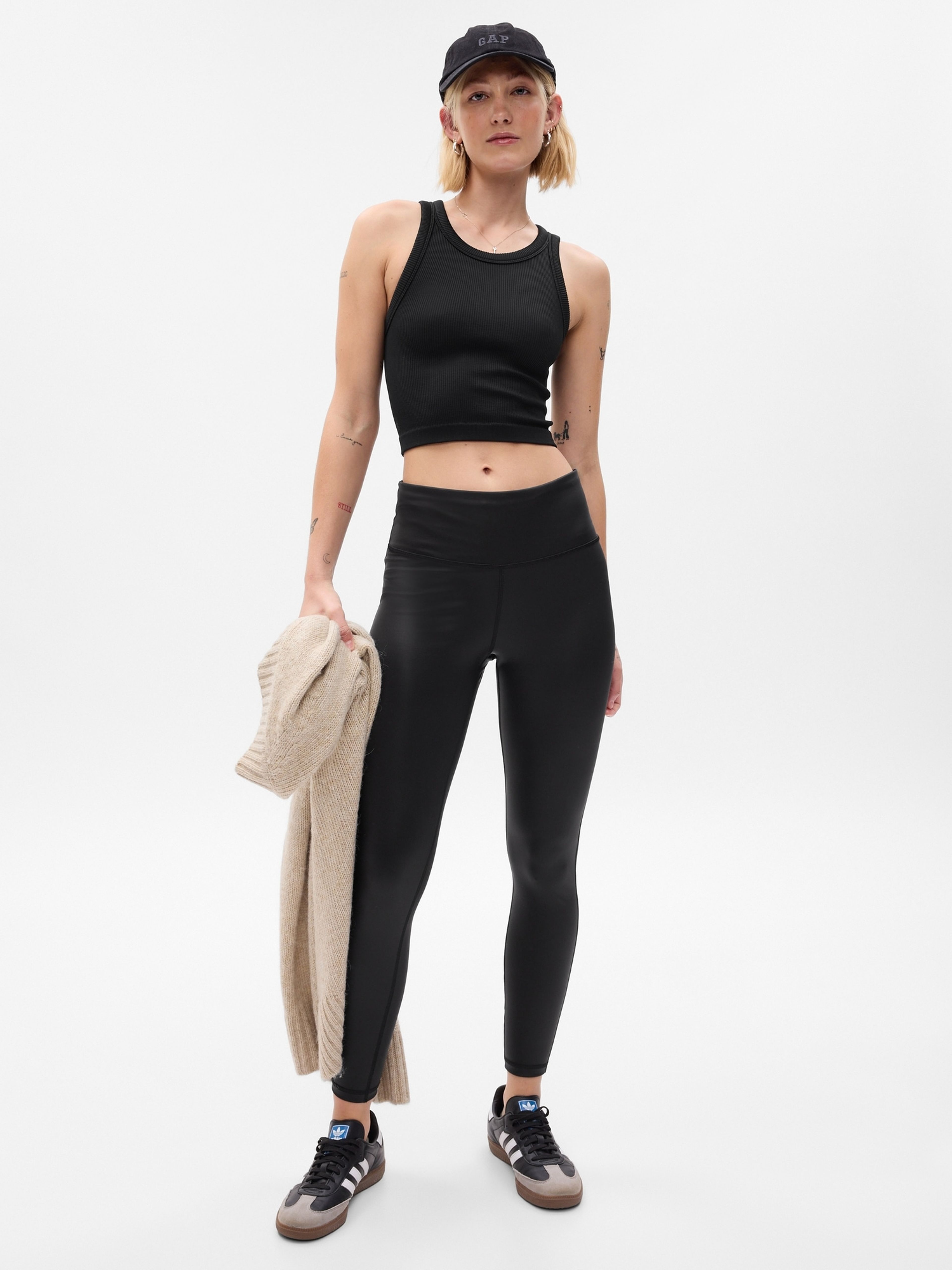 Gap sports leggings deals