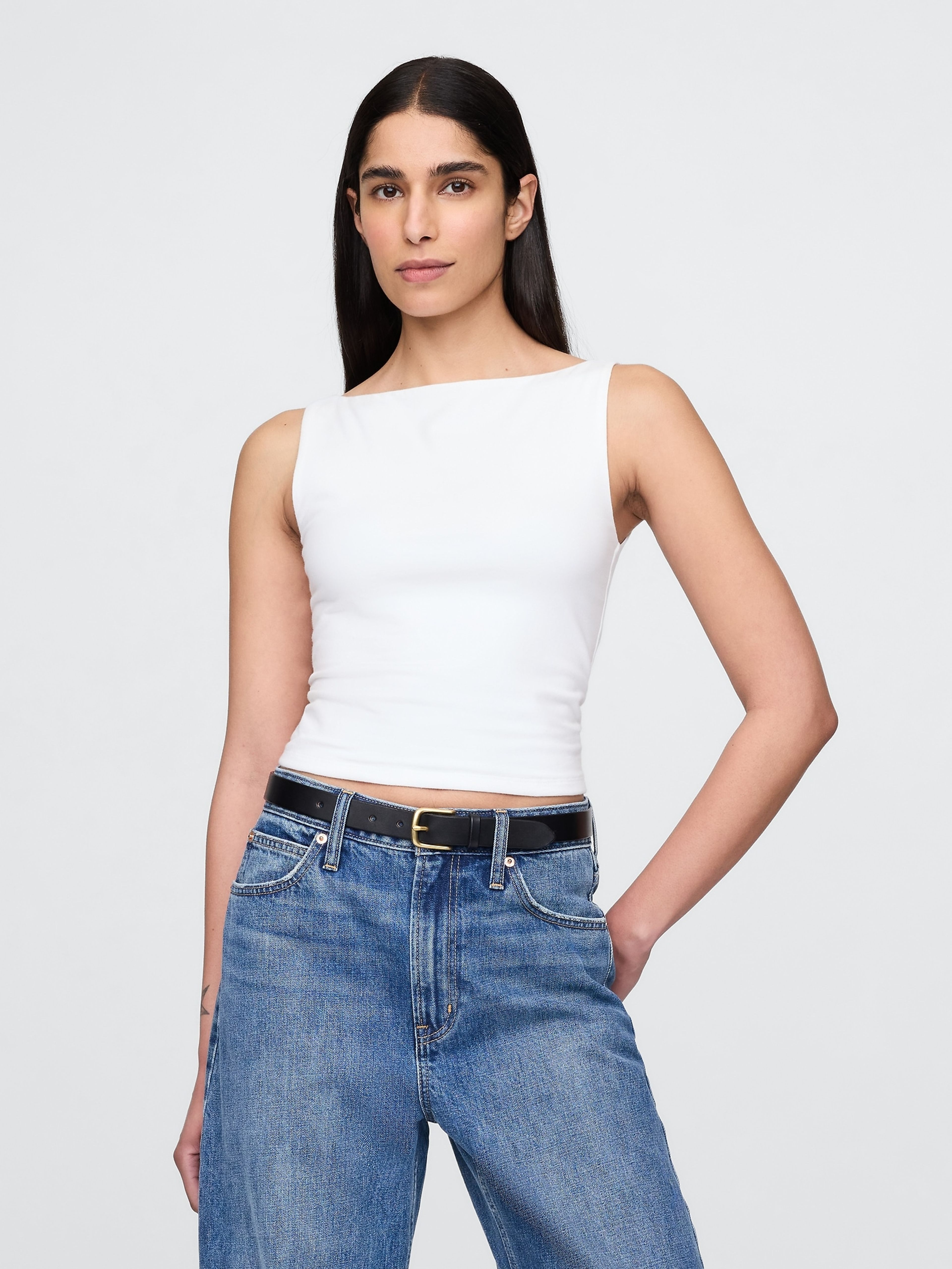 Strečový crop top
