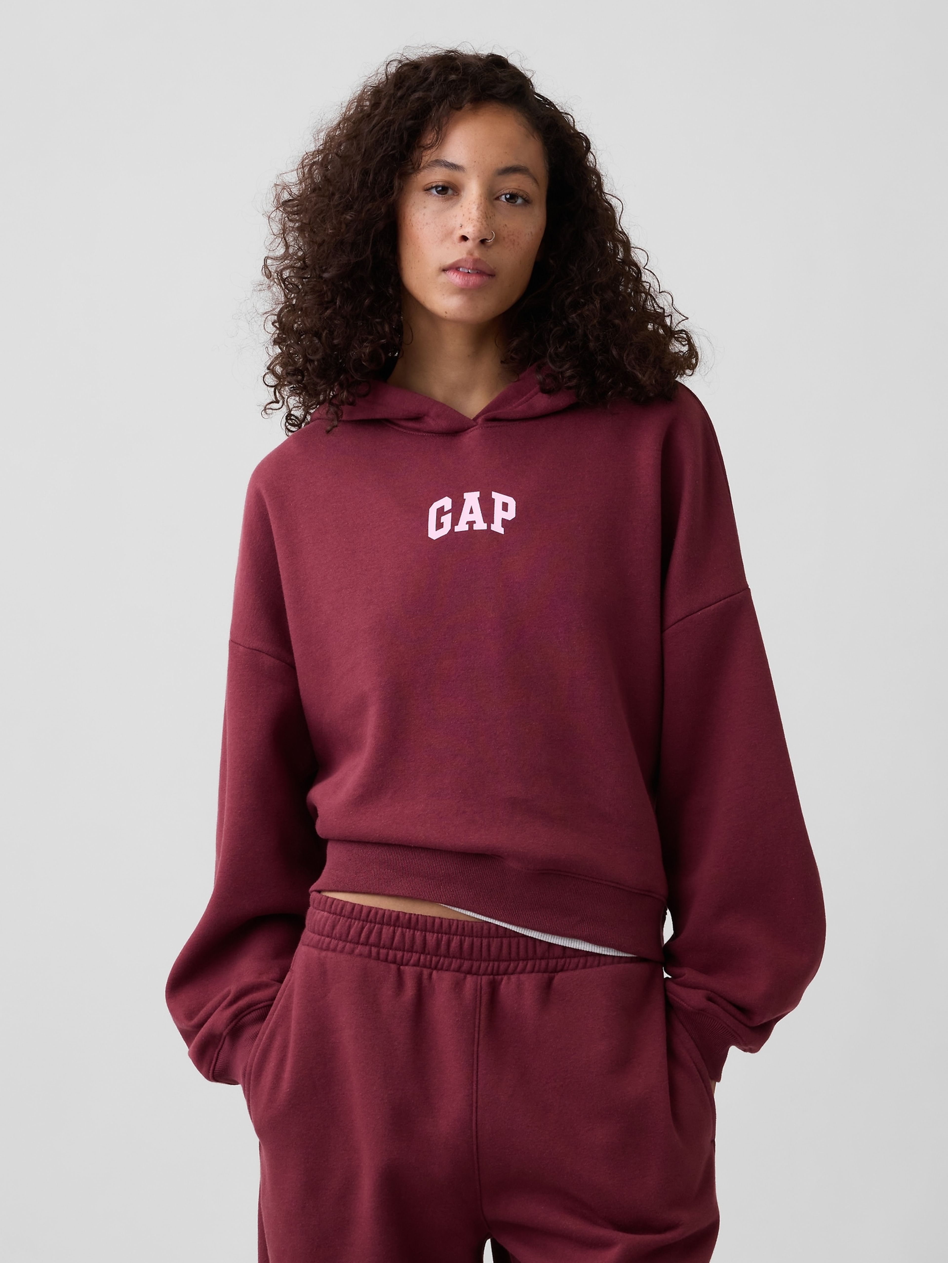 Sudadera crop con logo - 001