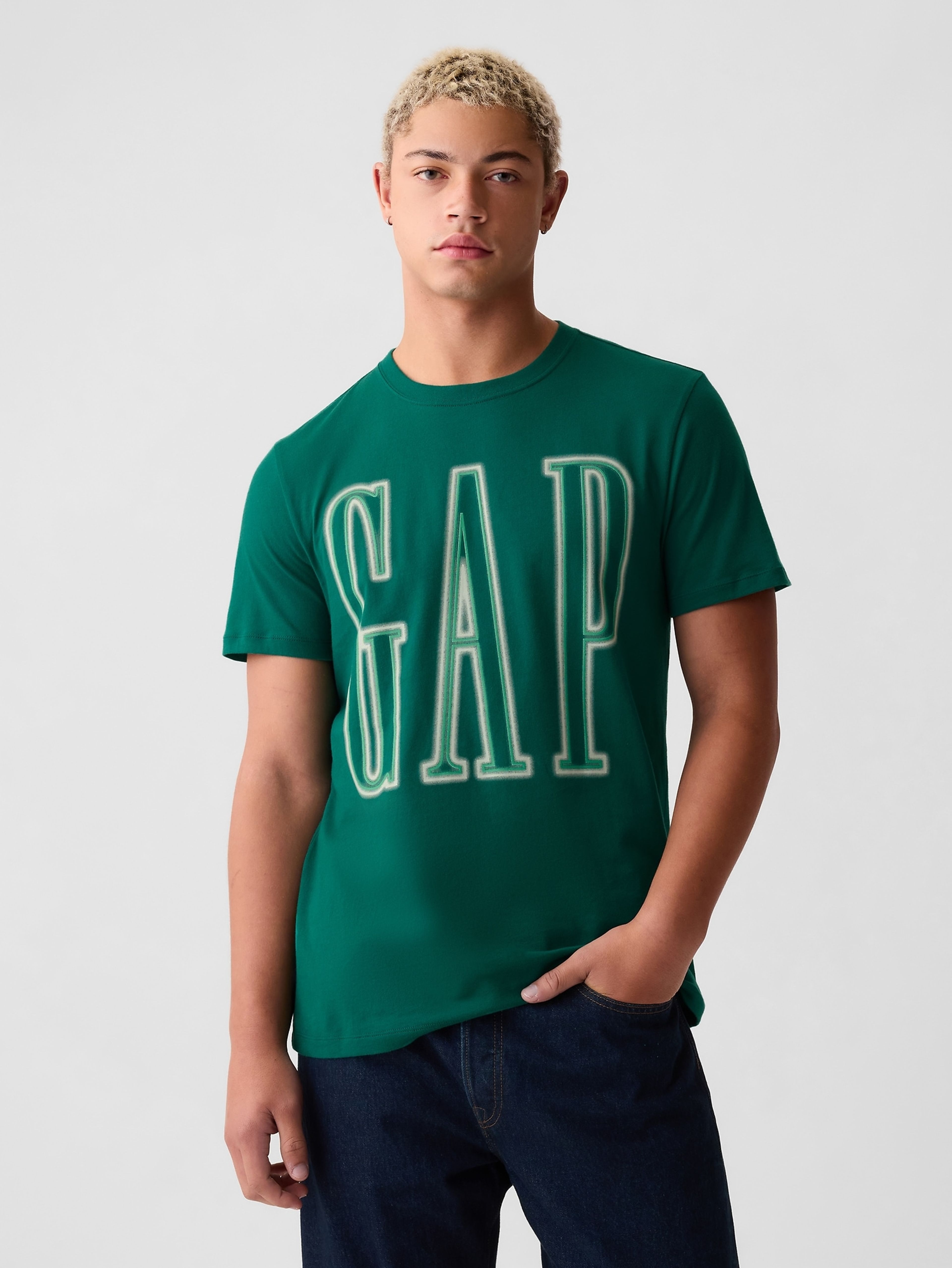 T-Shirt mit GAP Logo