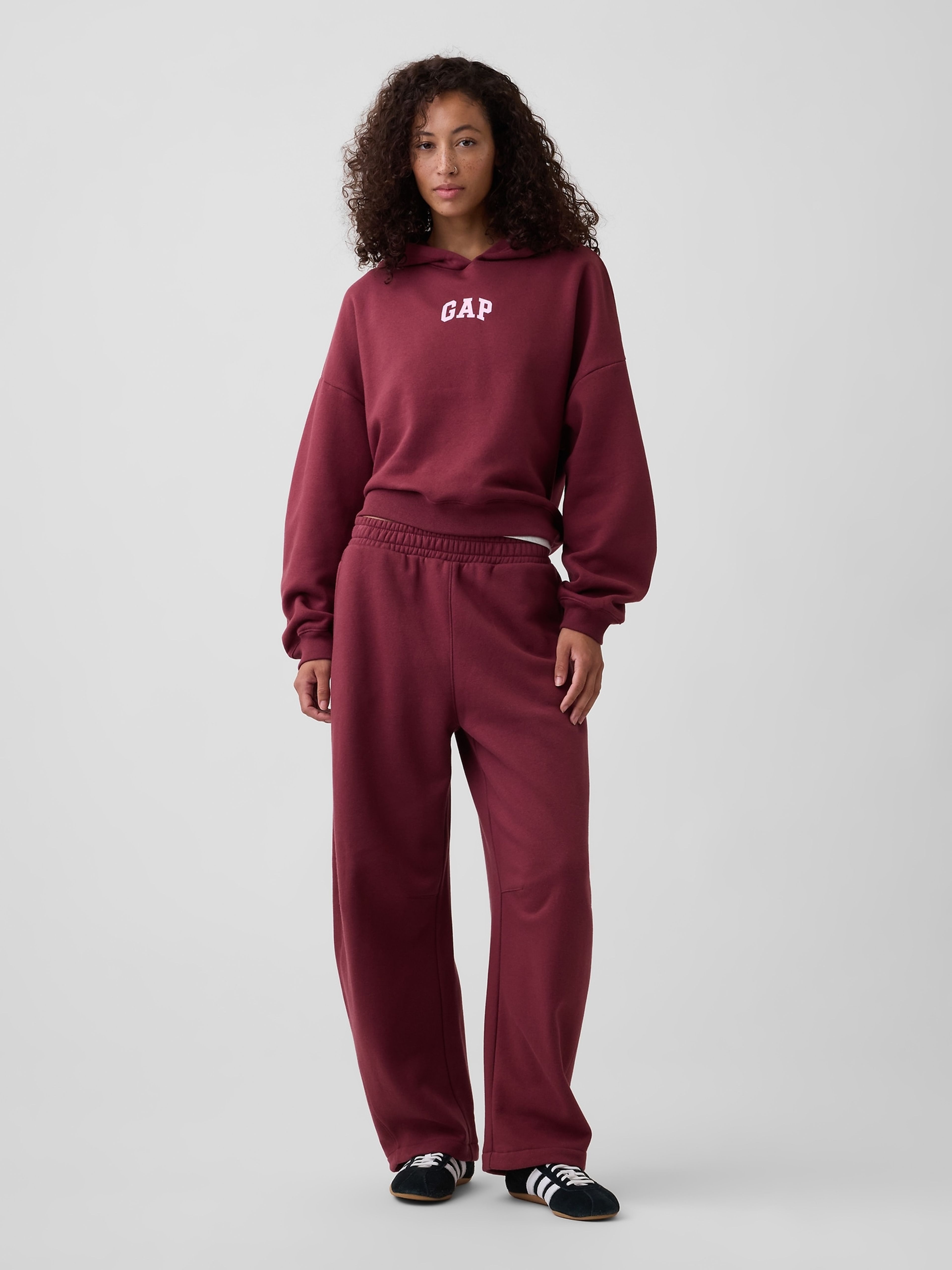 Sudadera crop con logo - 003