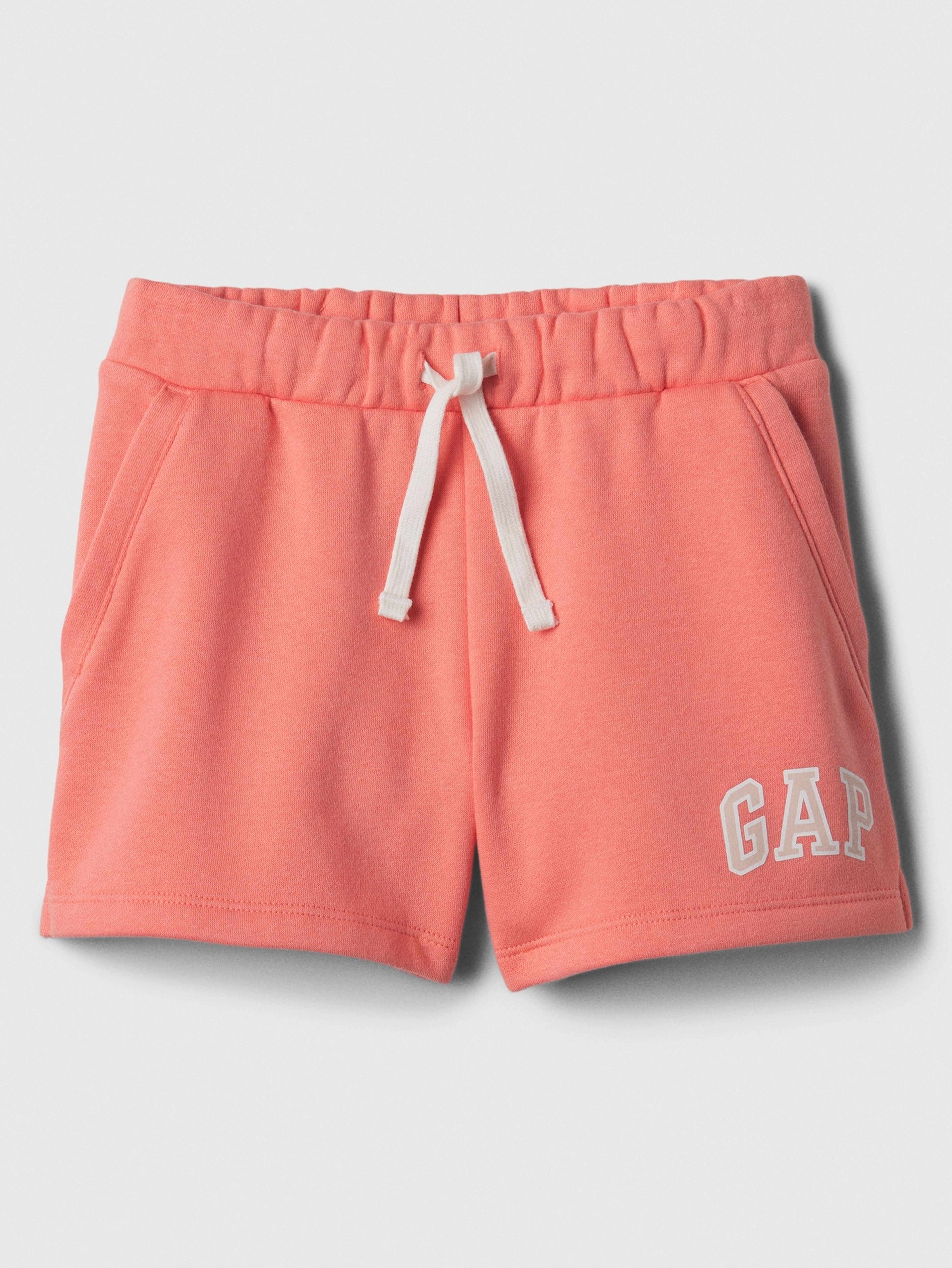 Kindershorts mit Logo