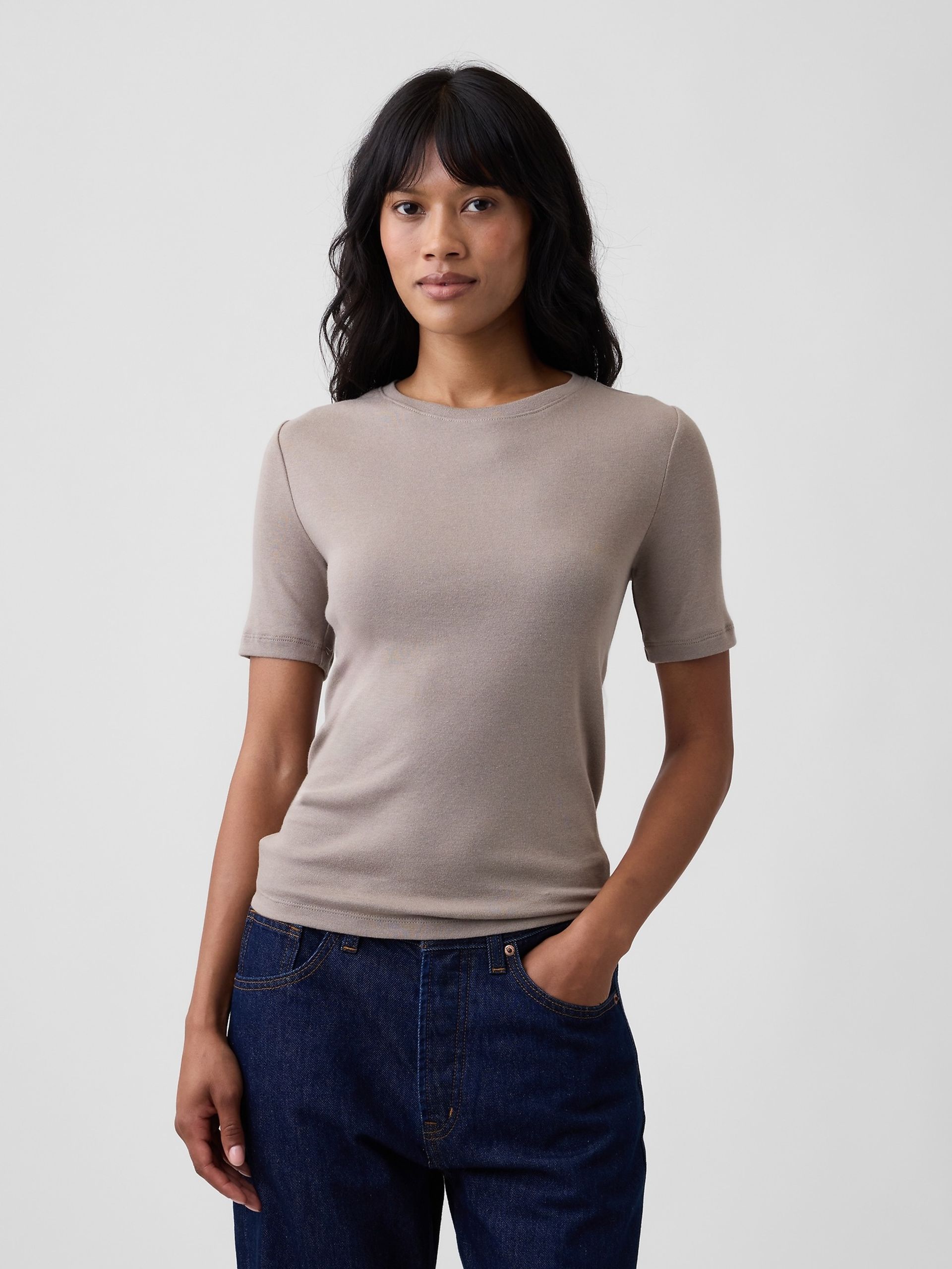 Prążkowany T-shirt - 001