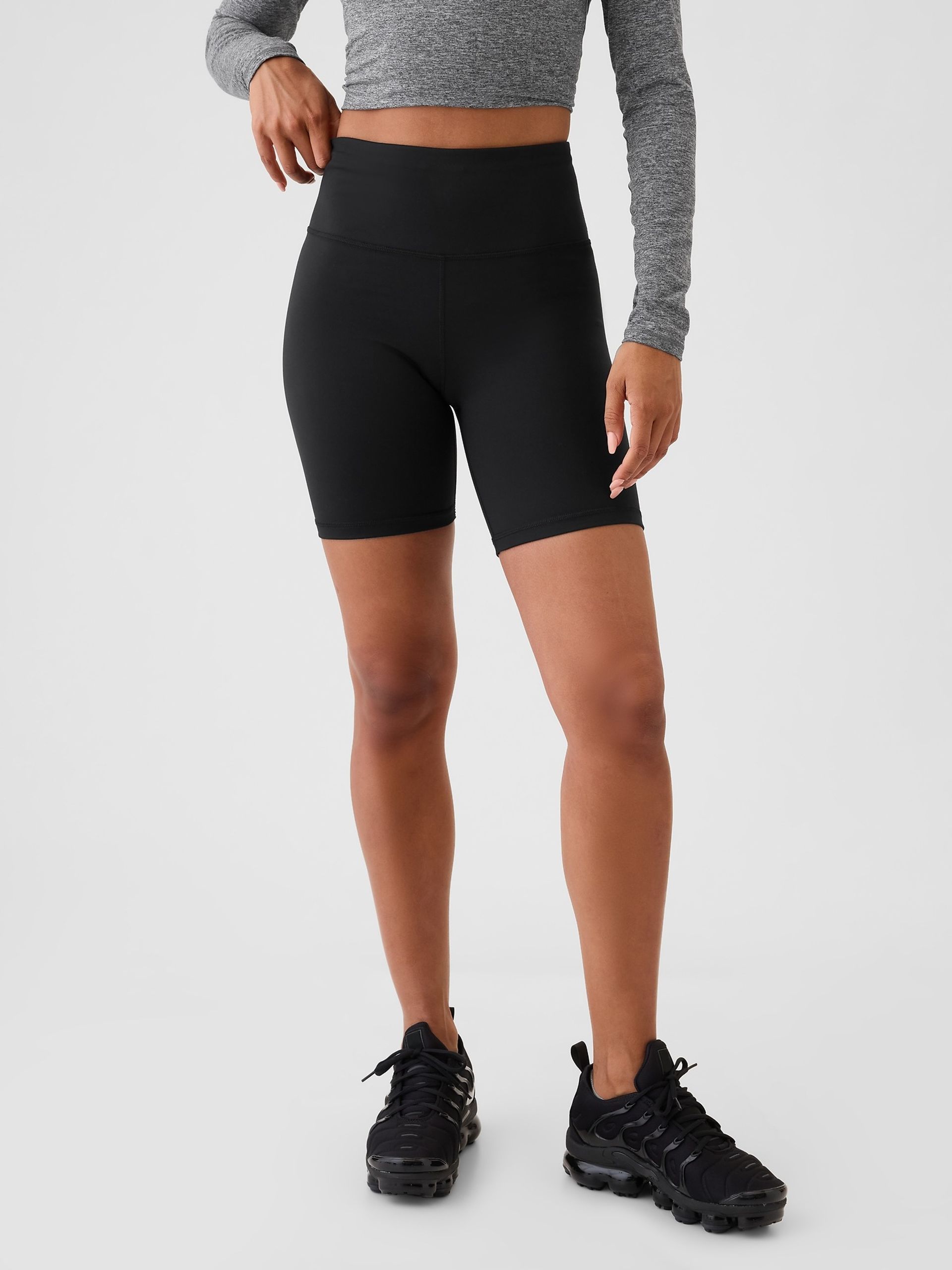 Športové kraťasy GapFit Power Bike - 001