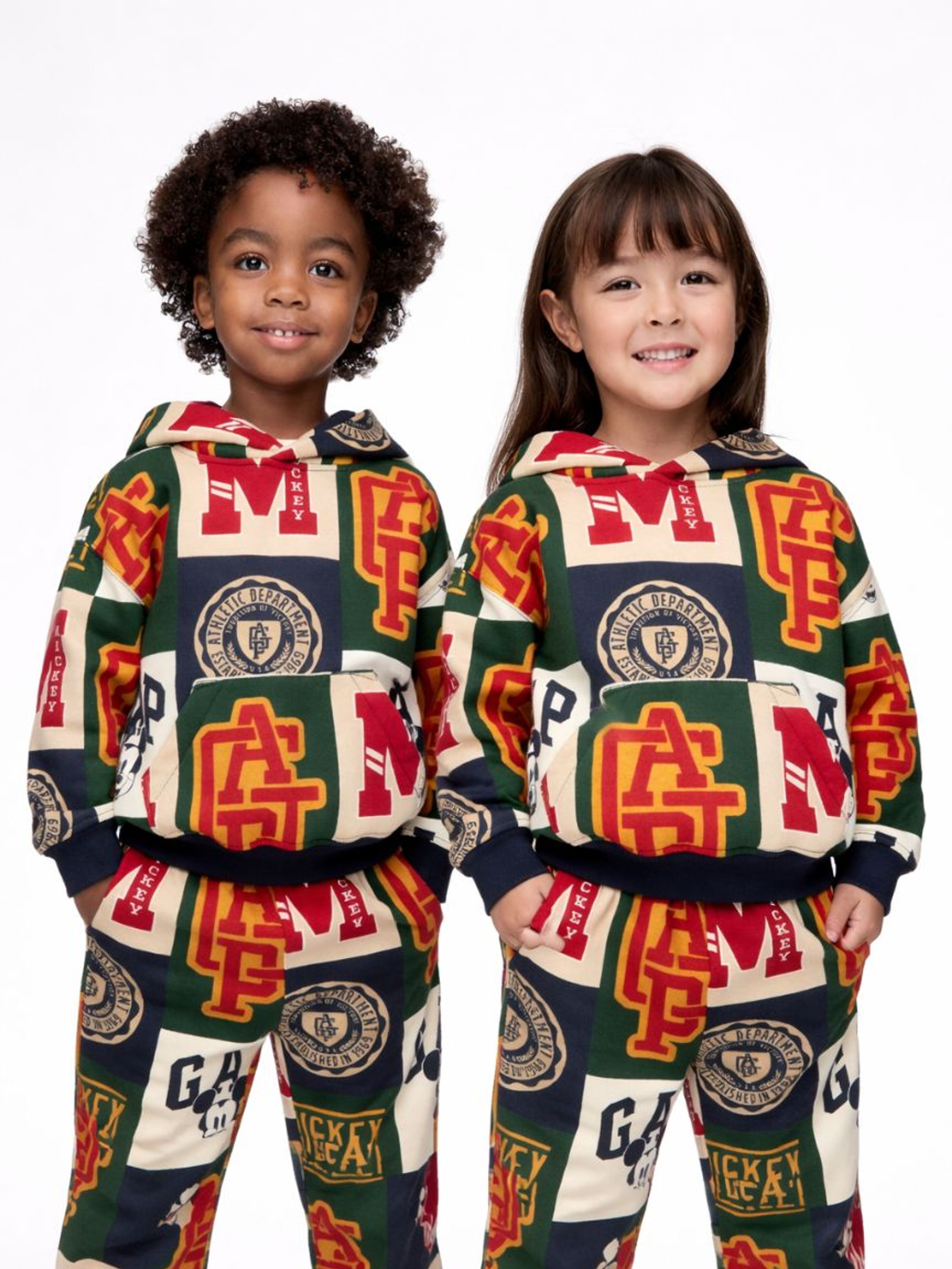 Baby mikina Gap & Disney Unisex