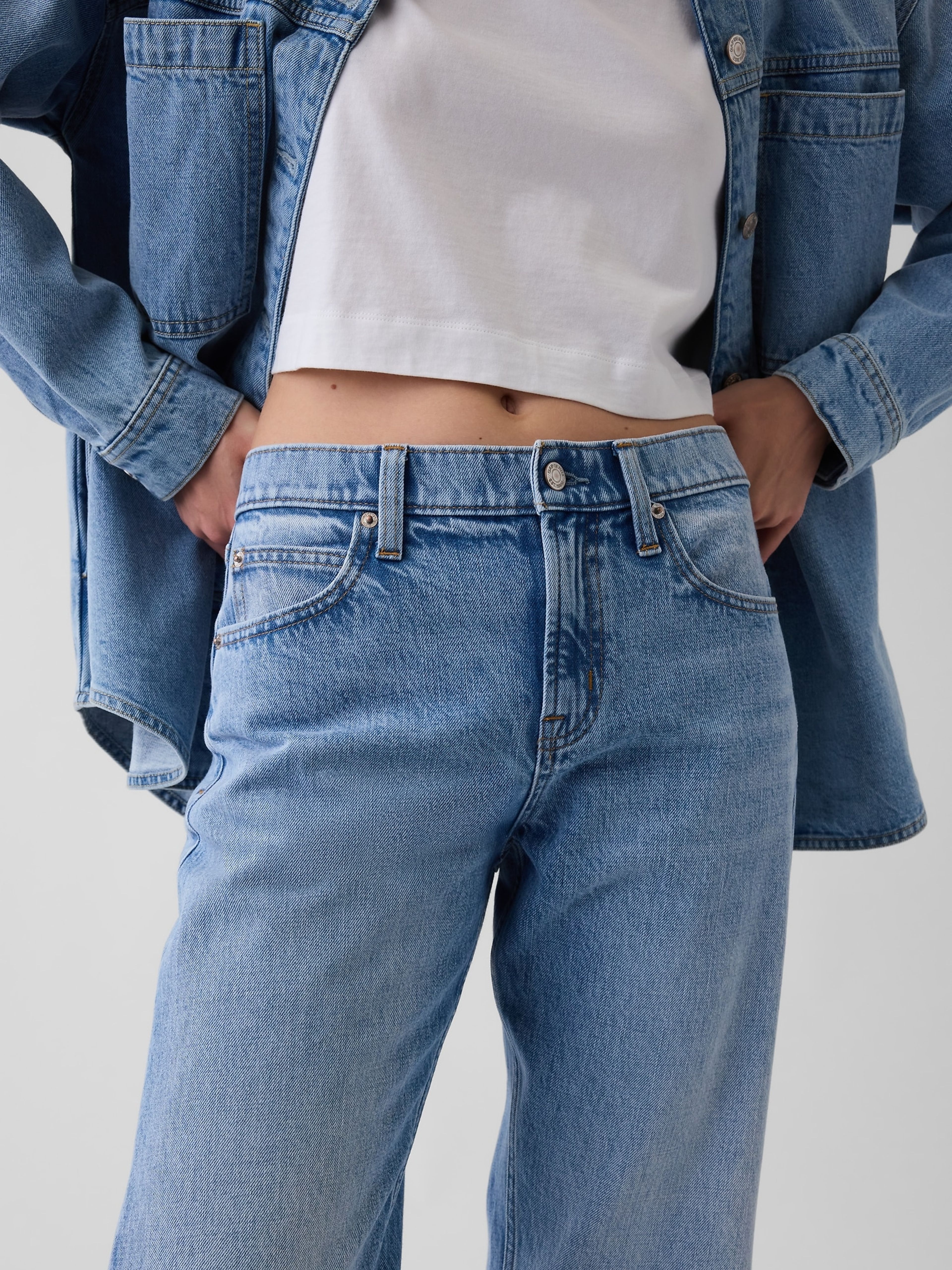 Jean Mid Rise Straight Taper - 005