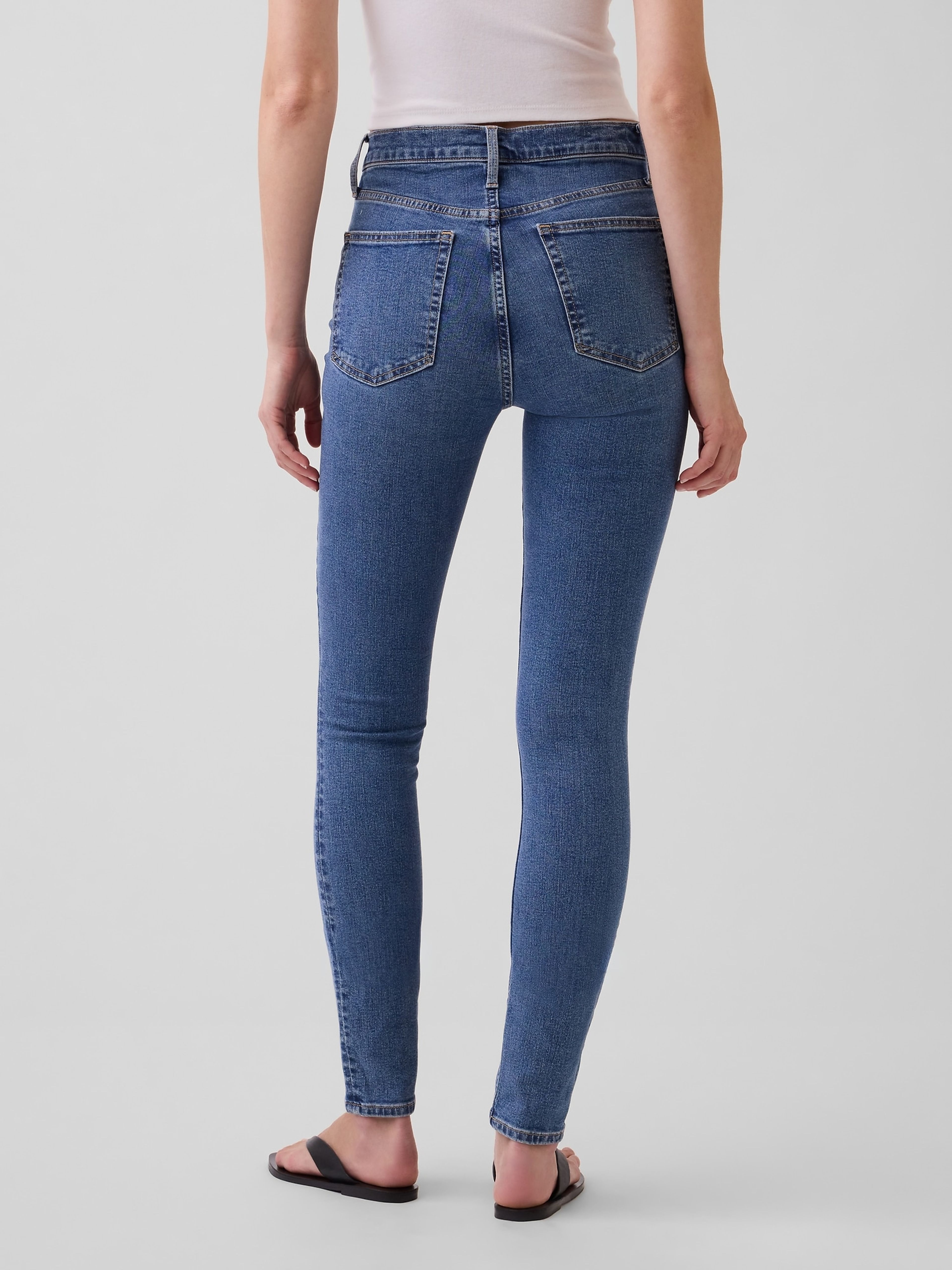 High Rise True Skinny Jeans - 004