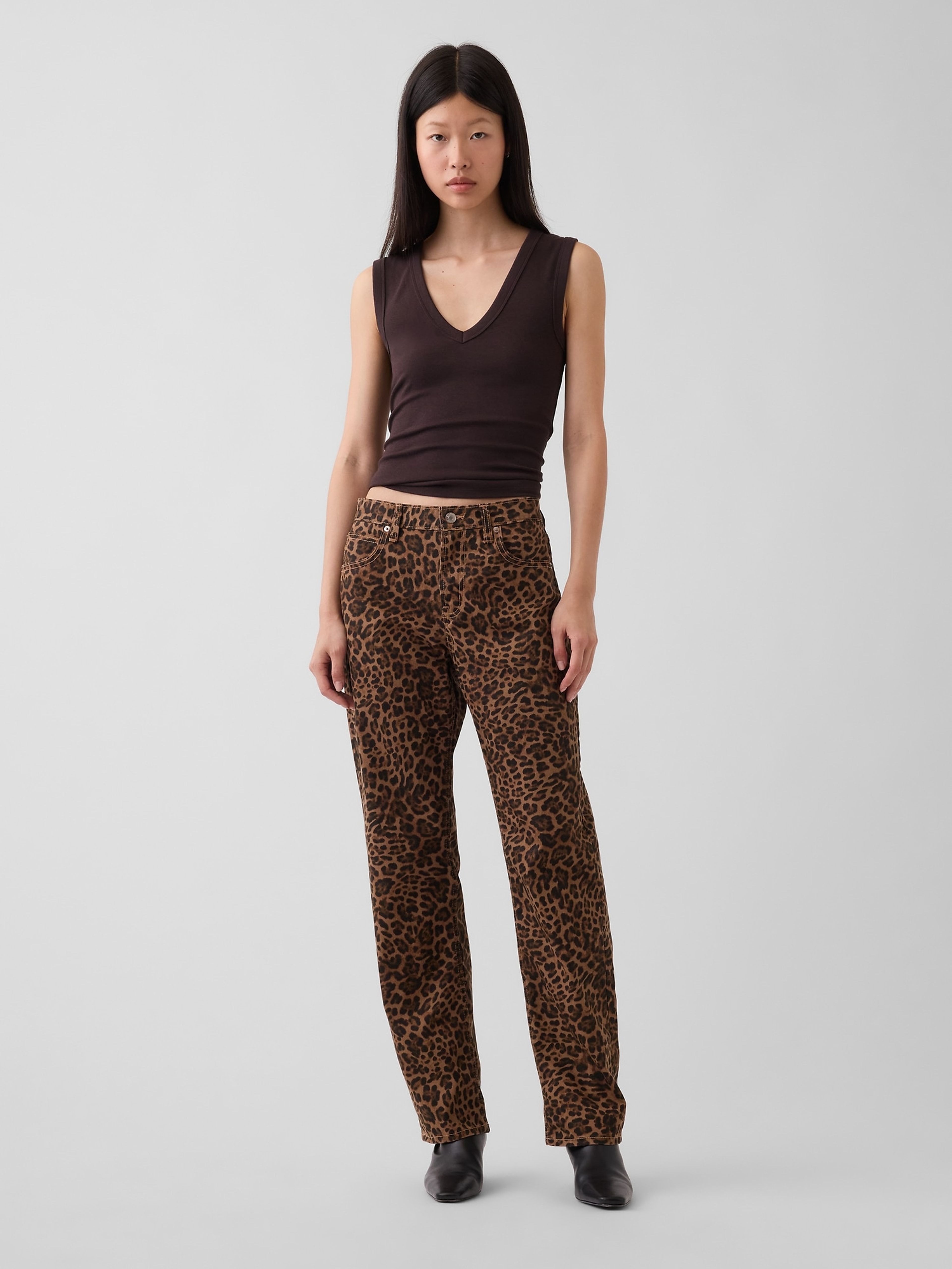 Jean Mid Rise Straight Taper - 001