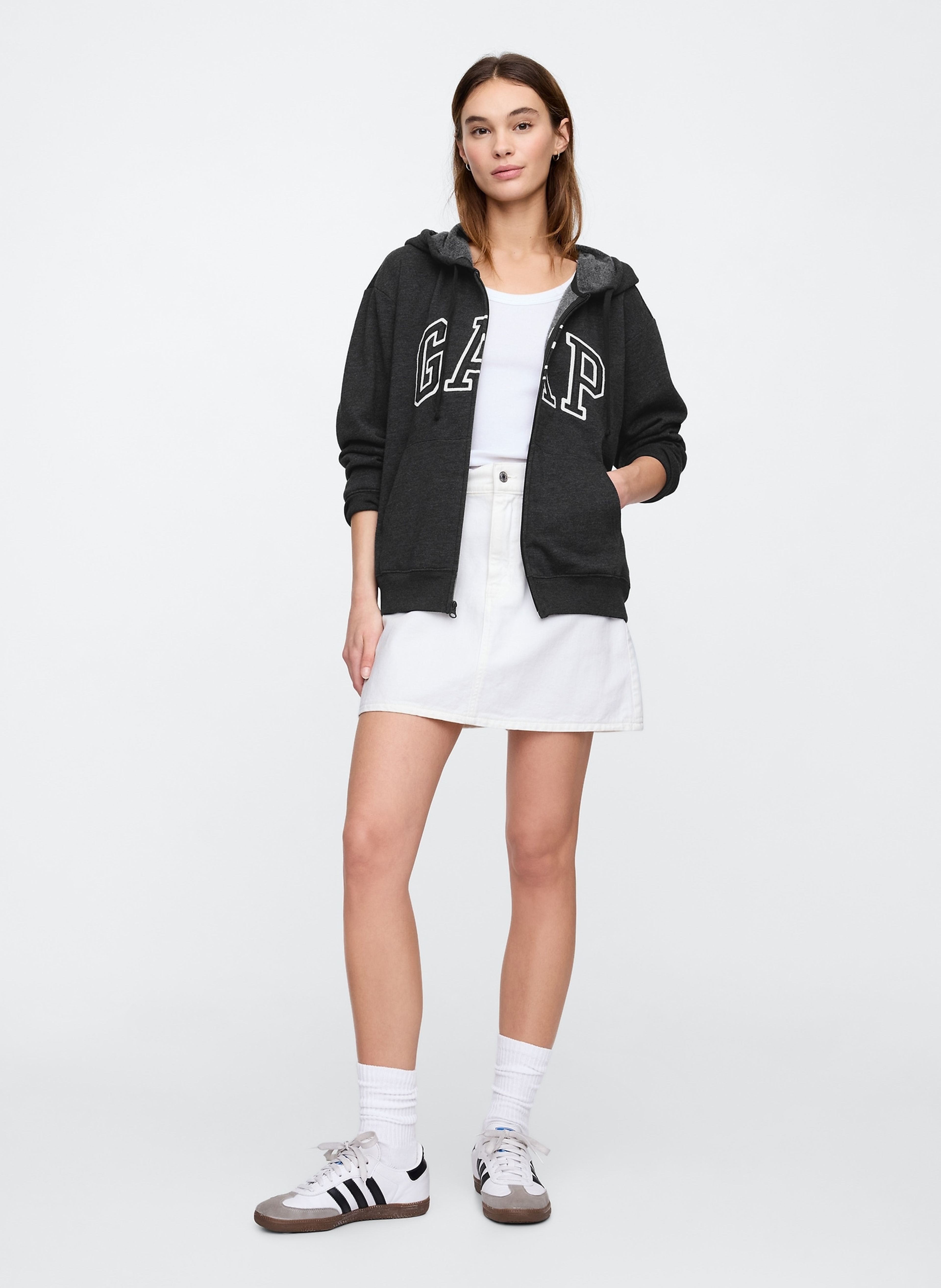 Sudadera con cremallera y logo Gap - 002