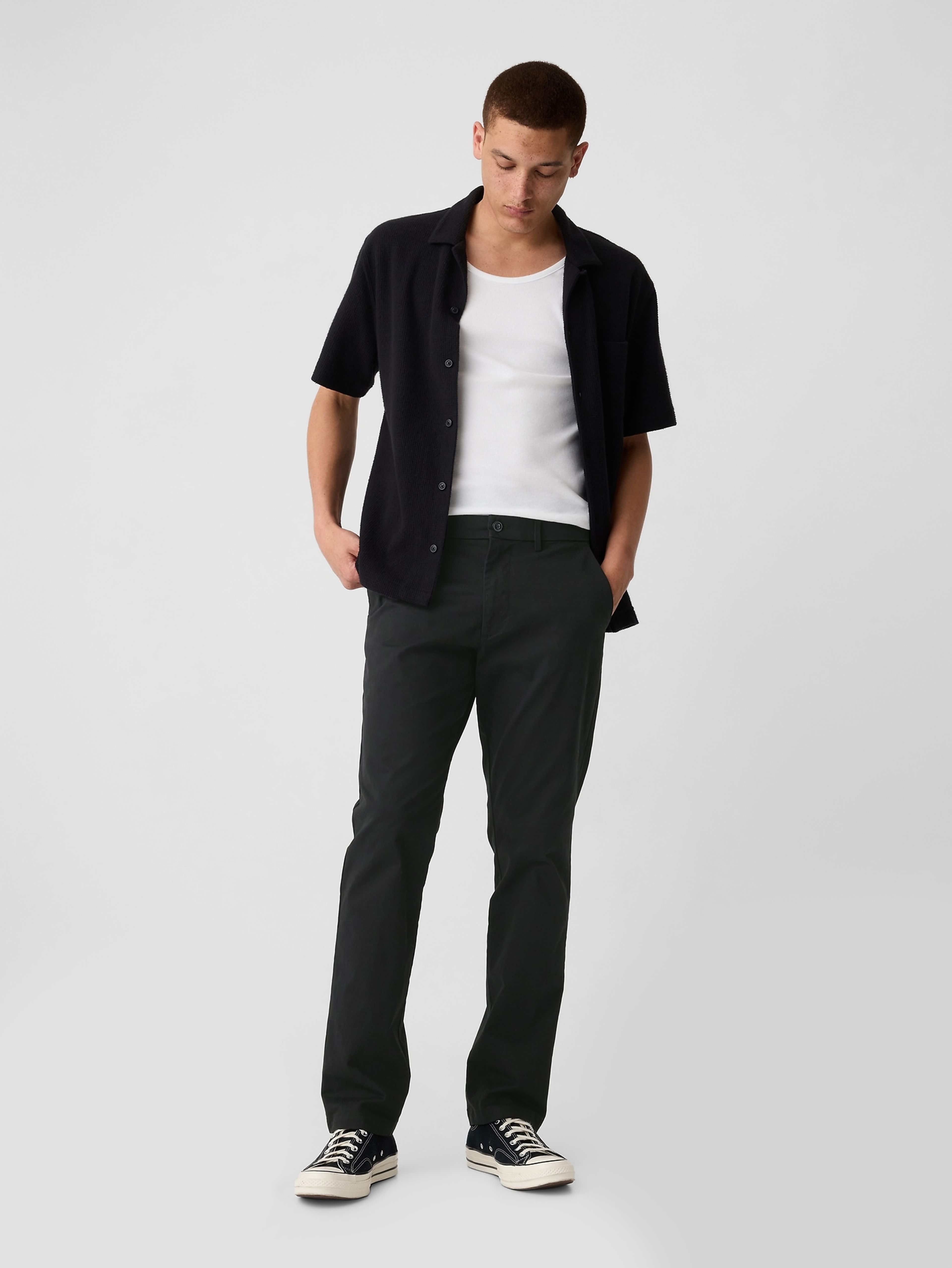 Hose modern khaki in straight fit GapFlex