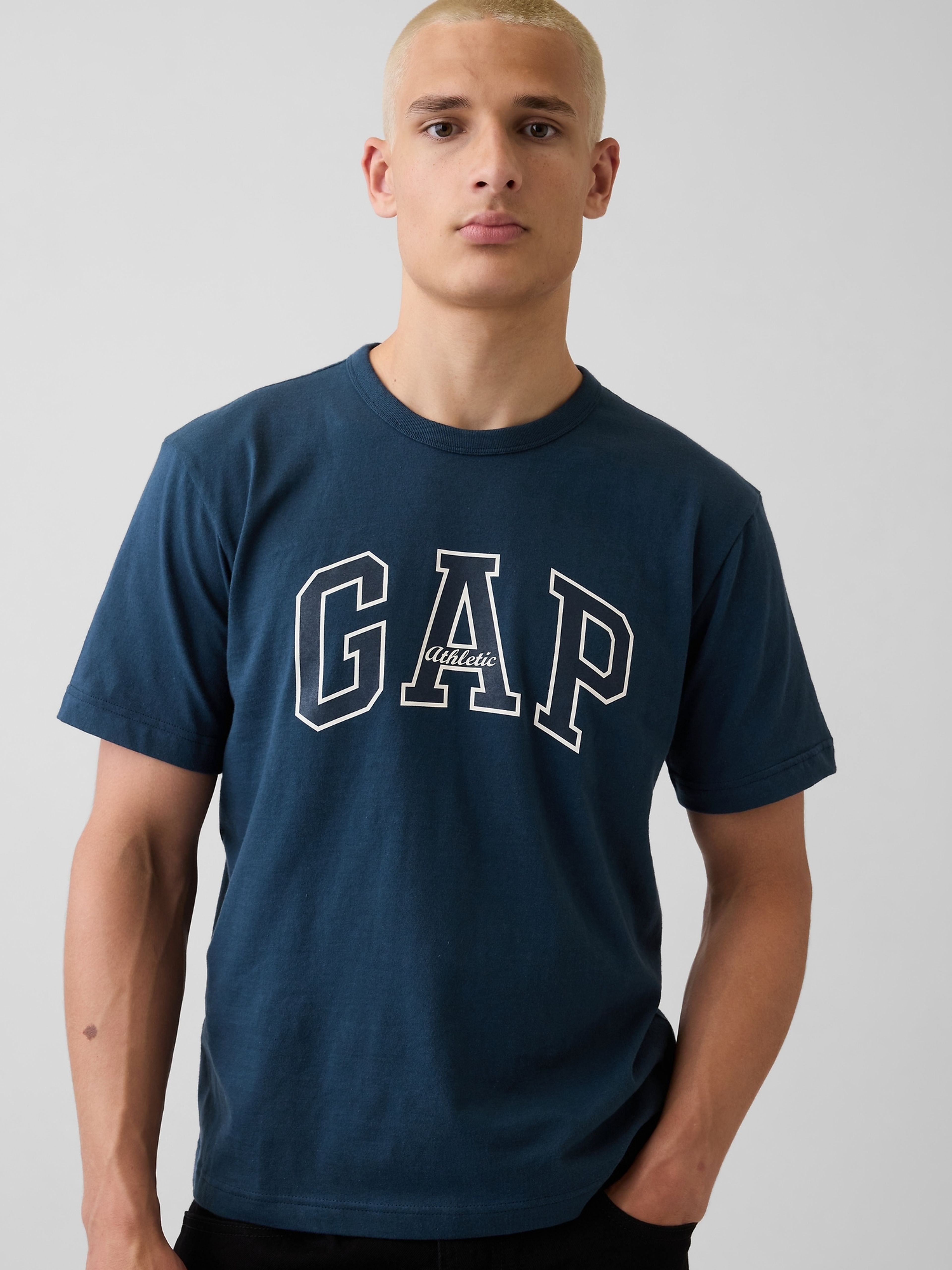 T-Shirt Gap Athletic - 004