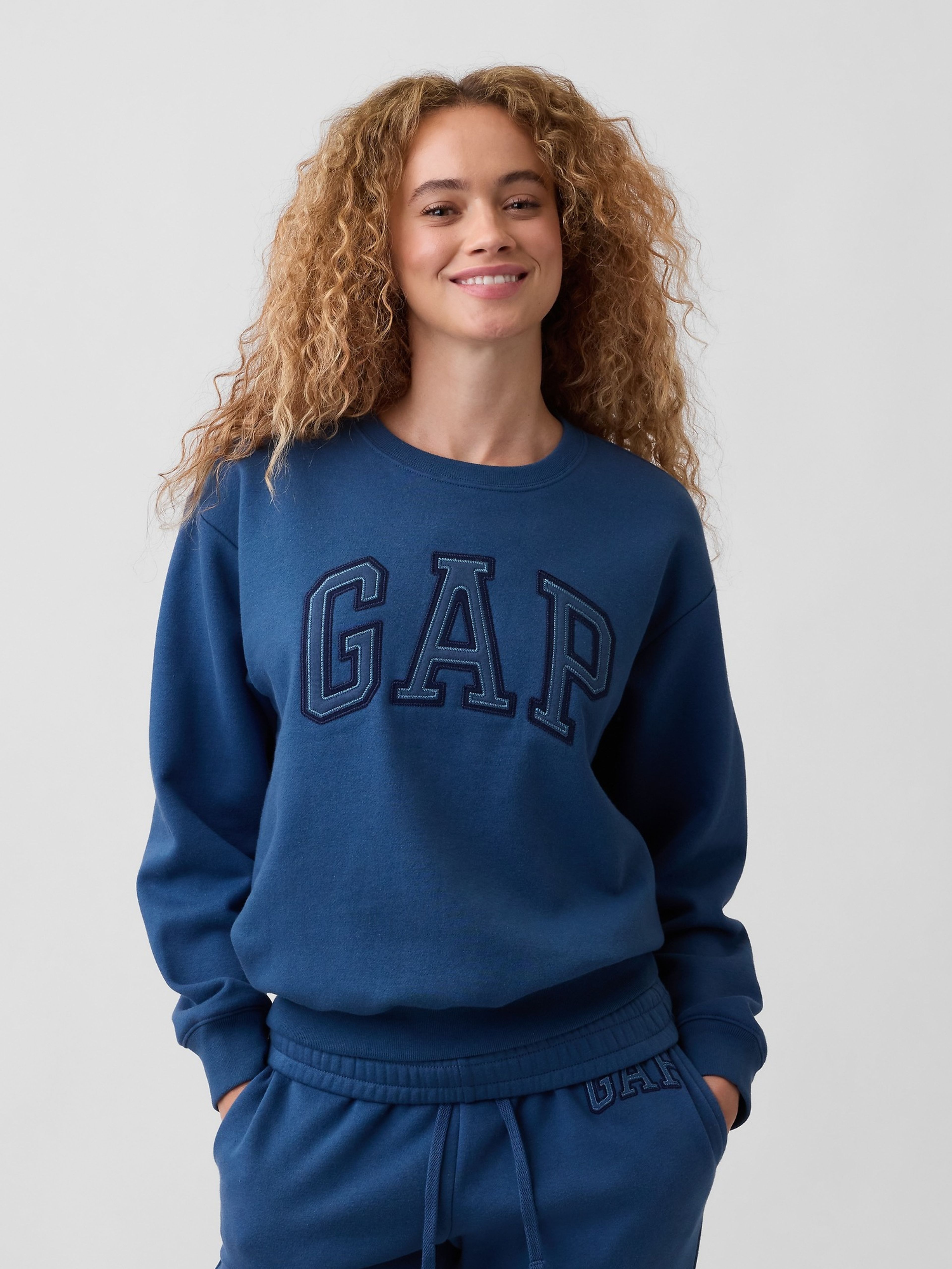 Sudadera con logo - 001