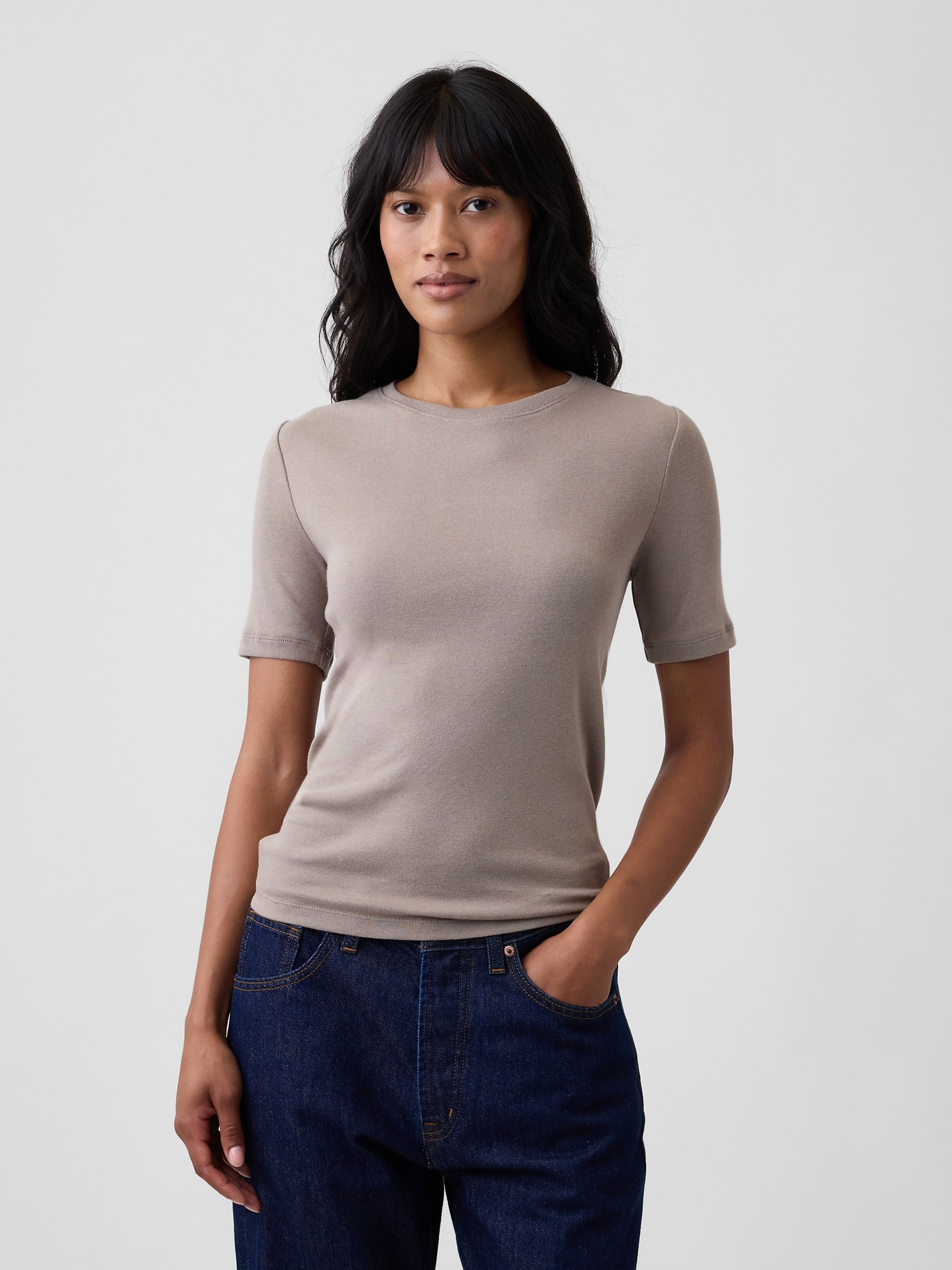 Prążkowany T-shirt - 001