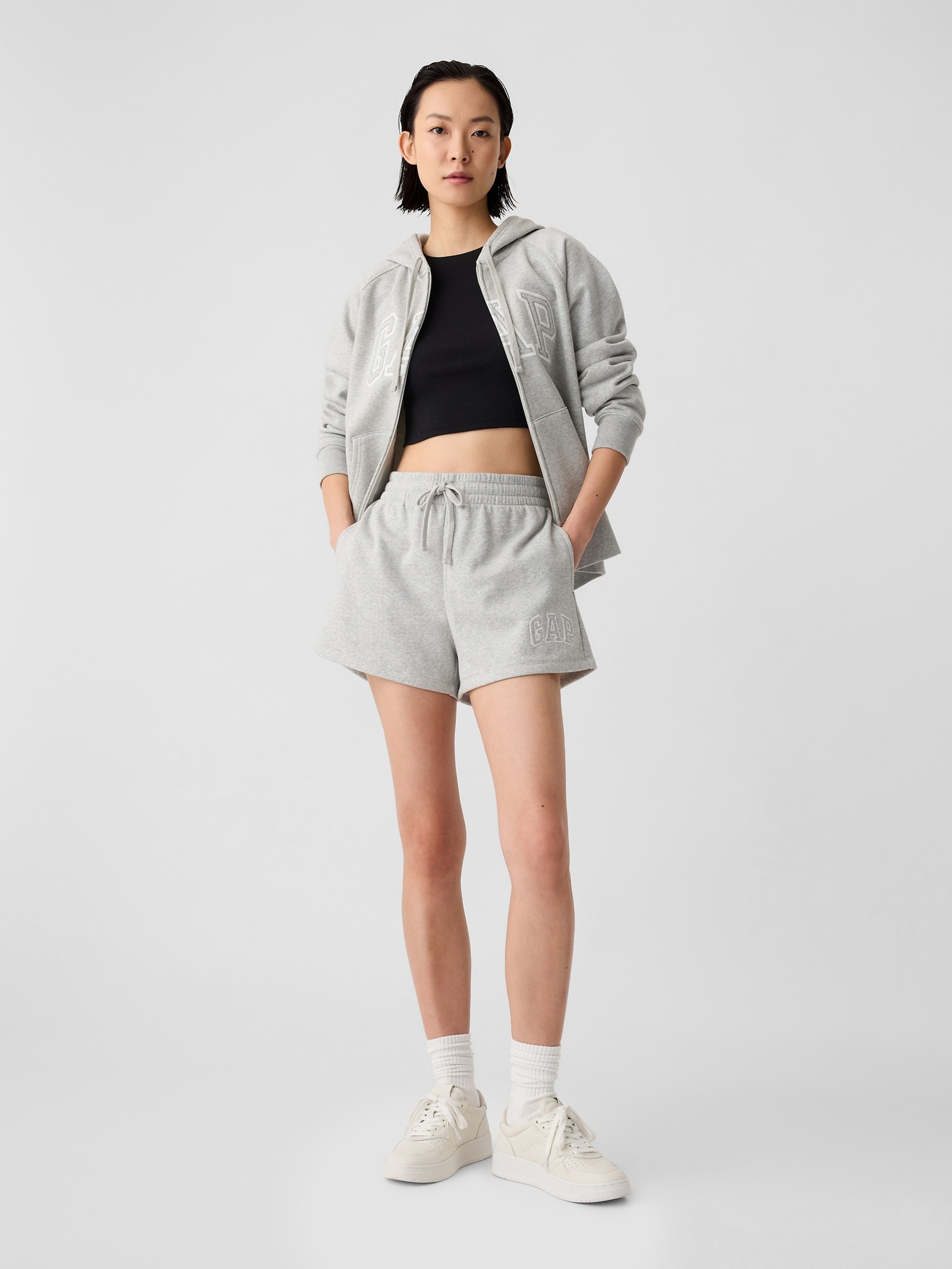 Shorts mit Logo - 001