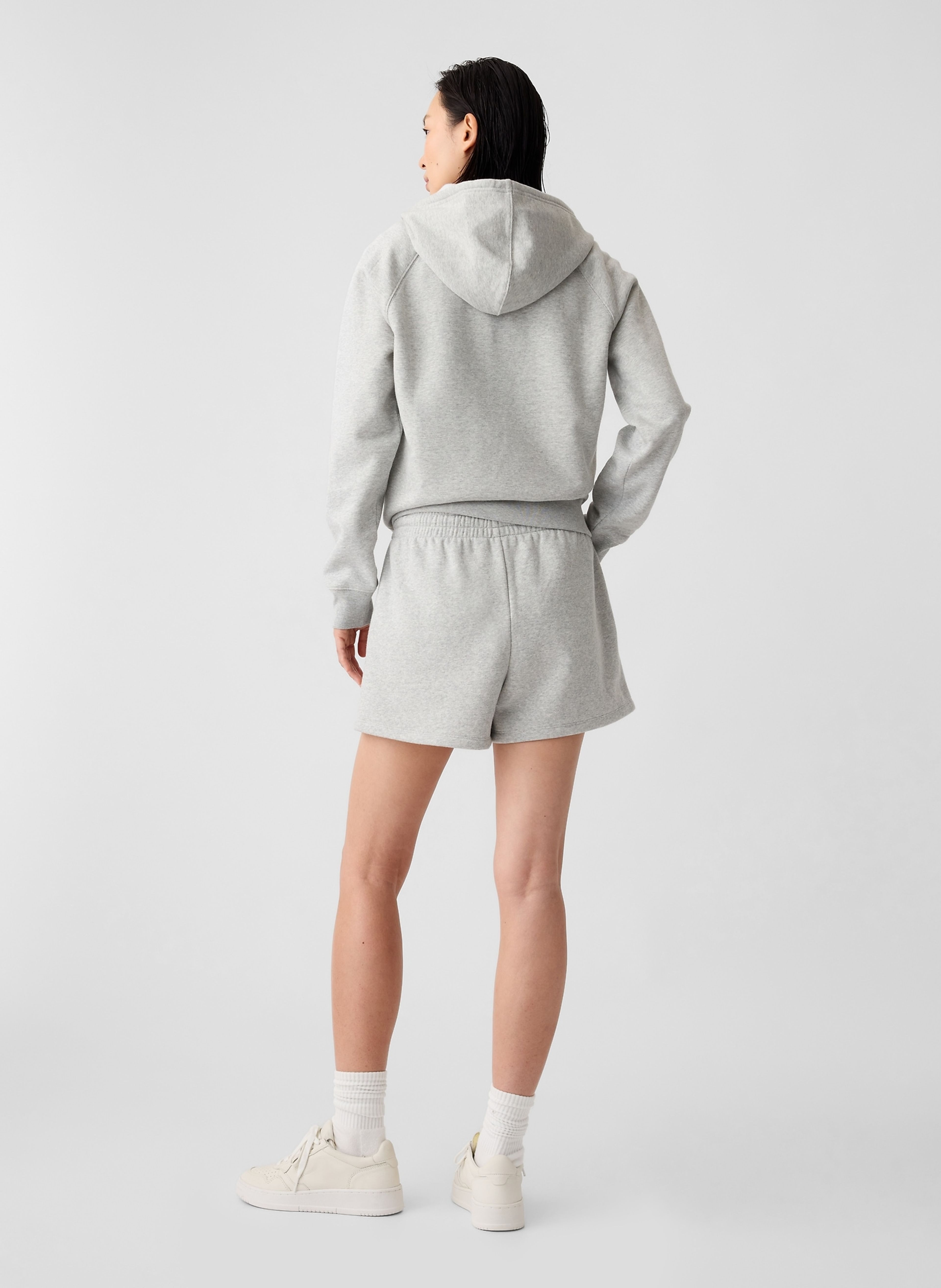 Short con logo - 002